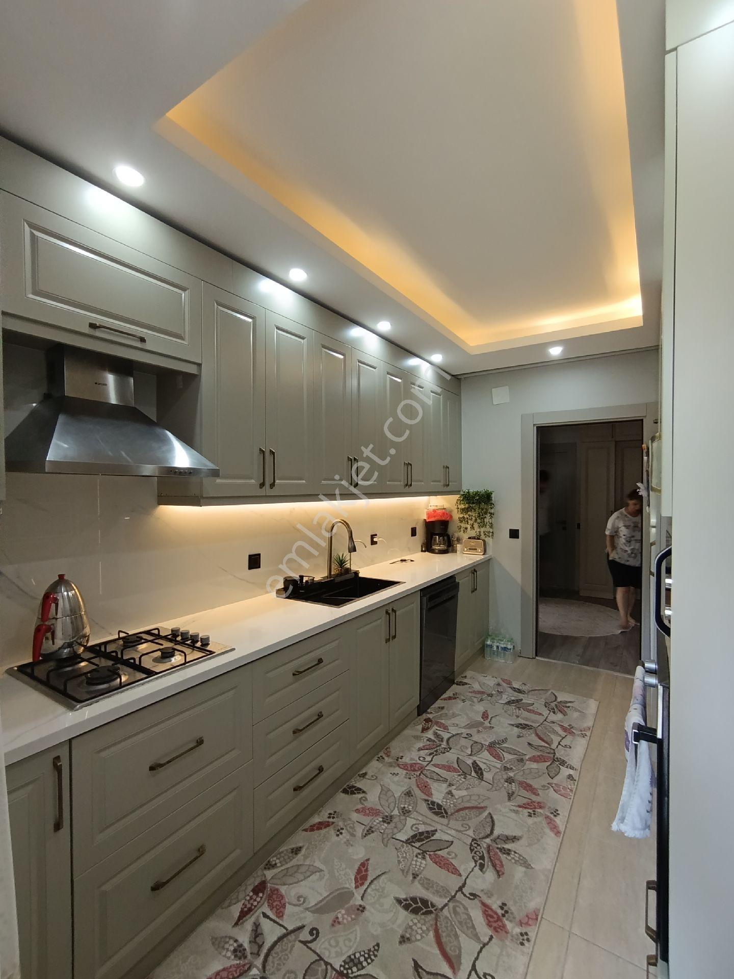 Yüreğir İncisi Kulakkent Sitesi İci Yenilenmis 3+1 - Görsel 8