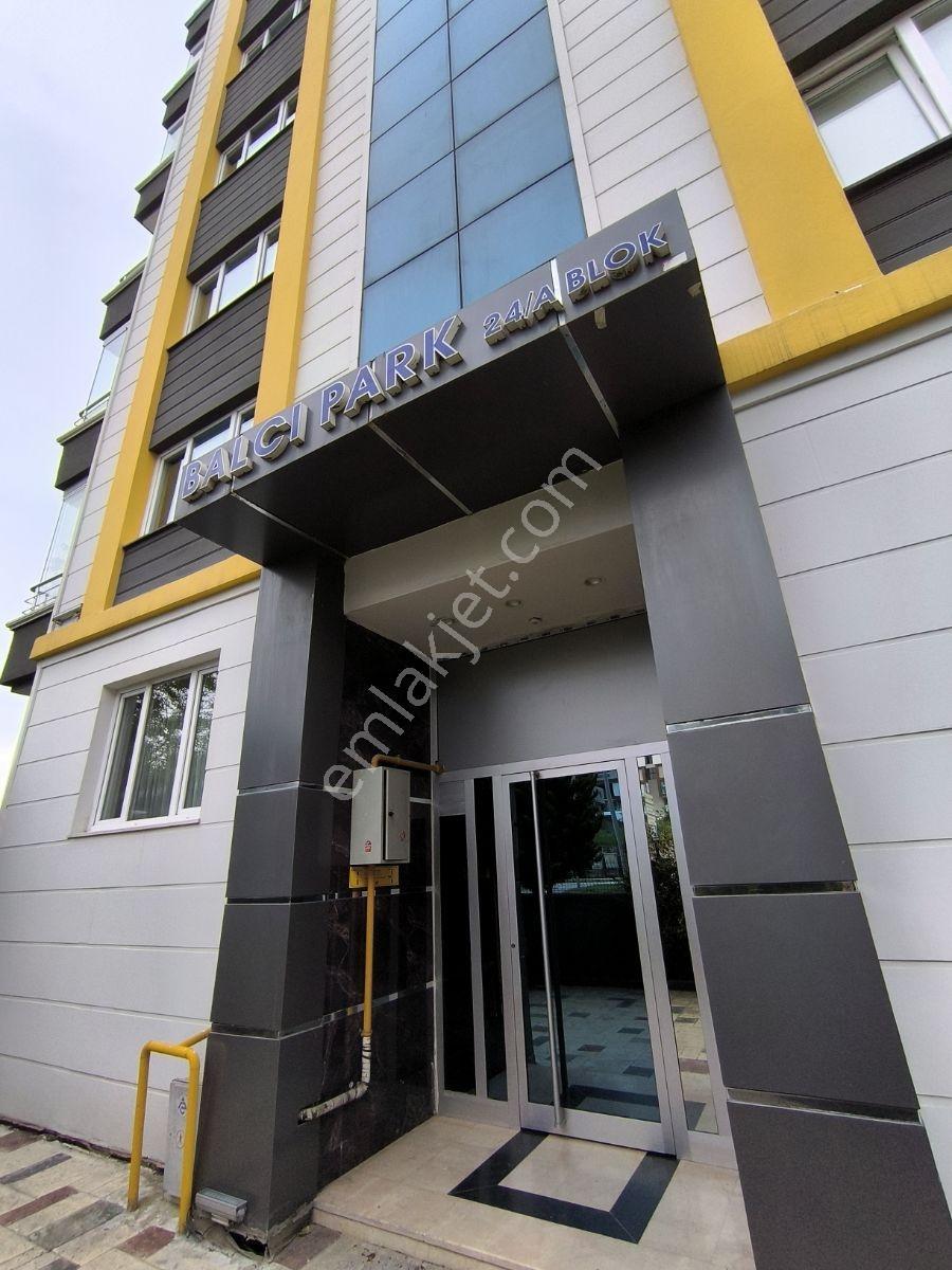 Atakum Cağaloğlu'nda Ulaşıma Yakın Geniş Kiralık 3+1 Daire - Görsel 4