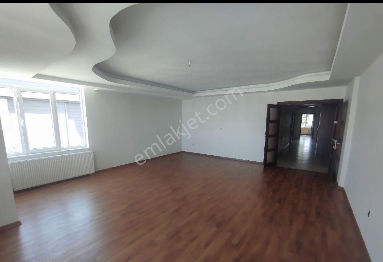 Atakum Cağaloğlu'nda Ulaşıma Yakın Geniş Kiralık 3+1 Daire - Görsel 13