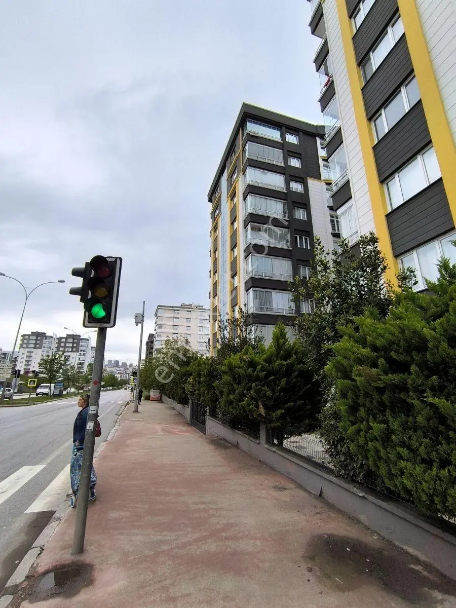 Atakum Cağaloğlu'nda Ulaşıma Yakın Geniş Kiralık 3+1 Daire - Görsel 2