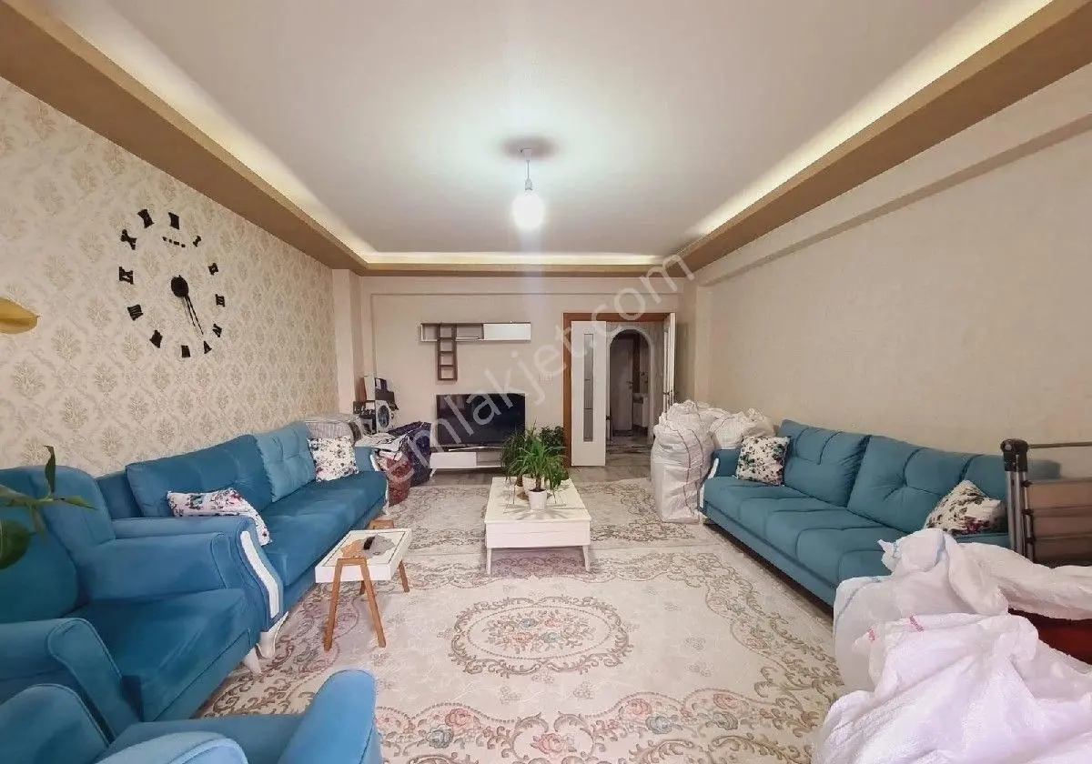 Keçiören Uyanış 3+1 Geniş Yenibinada İskanlı Daire