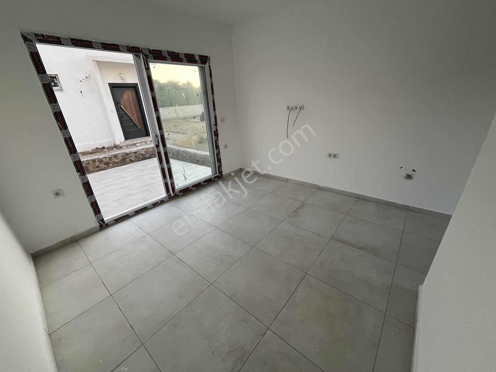 Turgutreis Merkezde Satılık 2 Adet 1+0 Tek Katlı Daire - Görsel 14