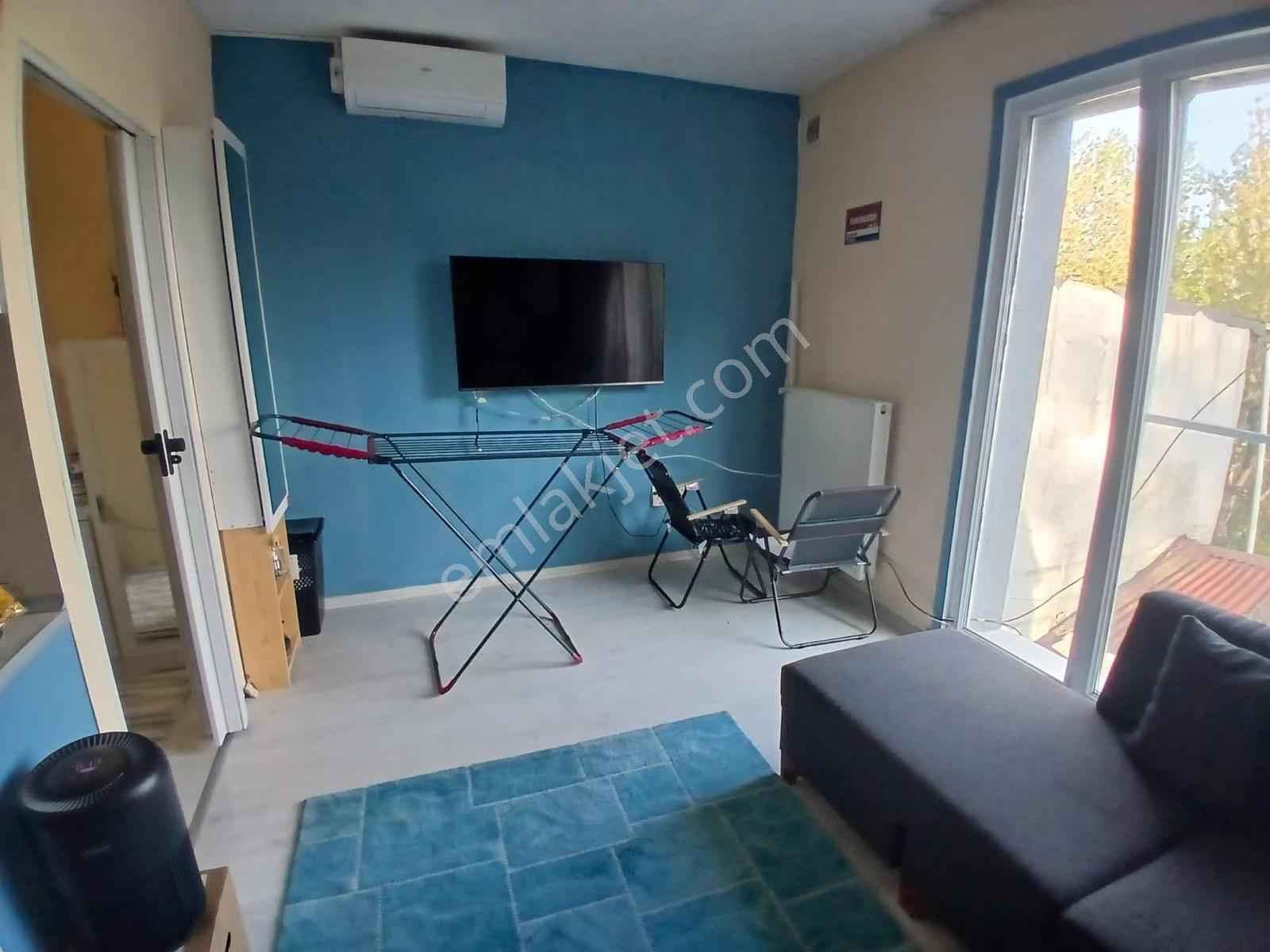 Sarıyer Tarabya Üstün'de Cadde Üzerin'de Satılık 1+1 Daire - Görsel 7