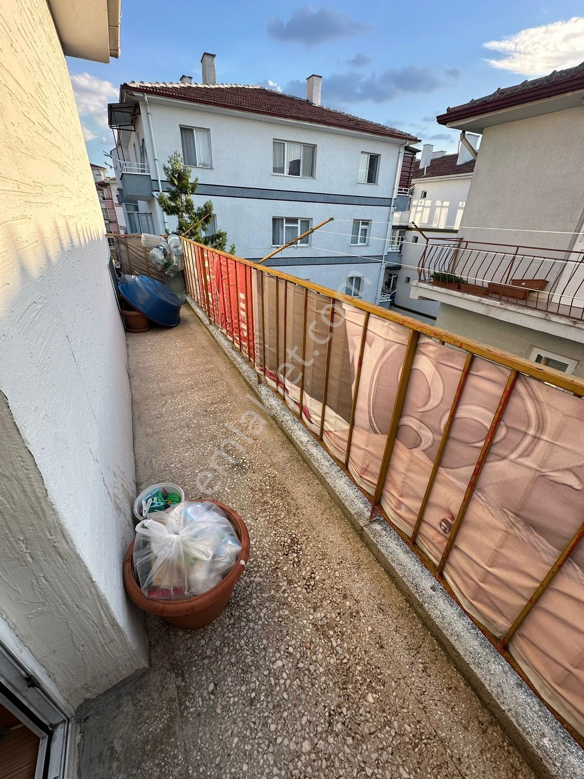 Sym'den Maraşal Çakmak Mahallesin'de Bağımsız 3+1 Daire Fırsatı - Görsel 10