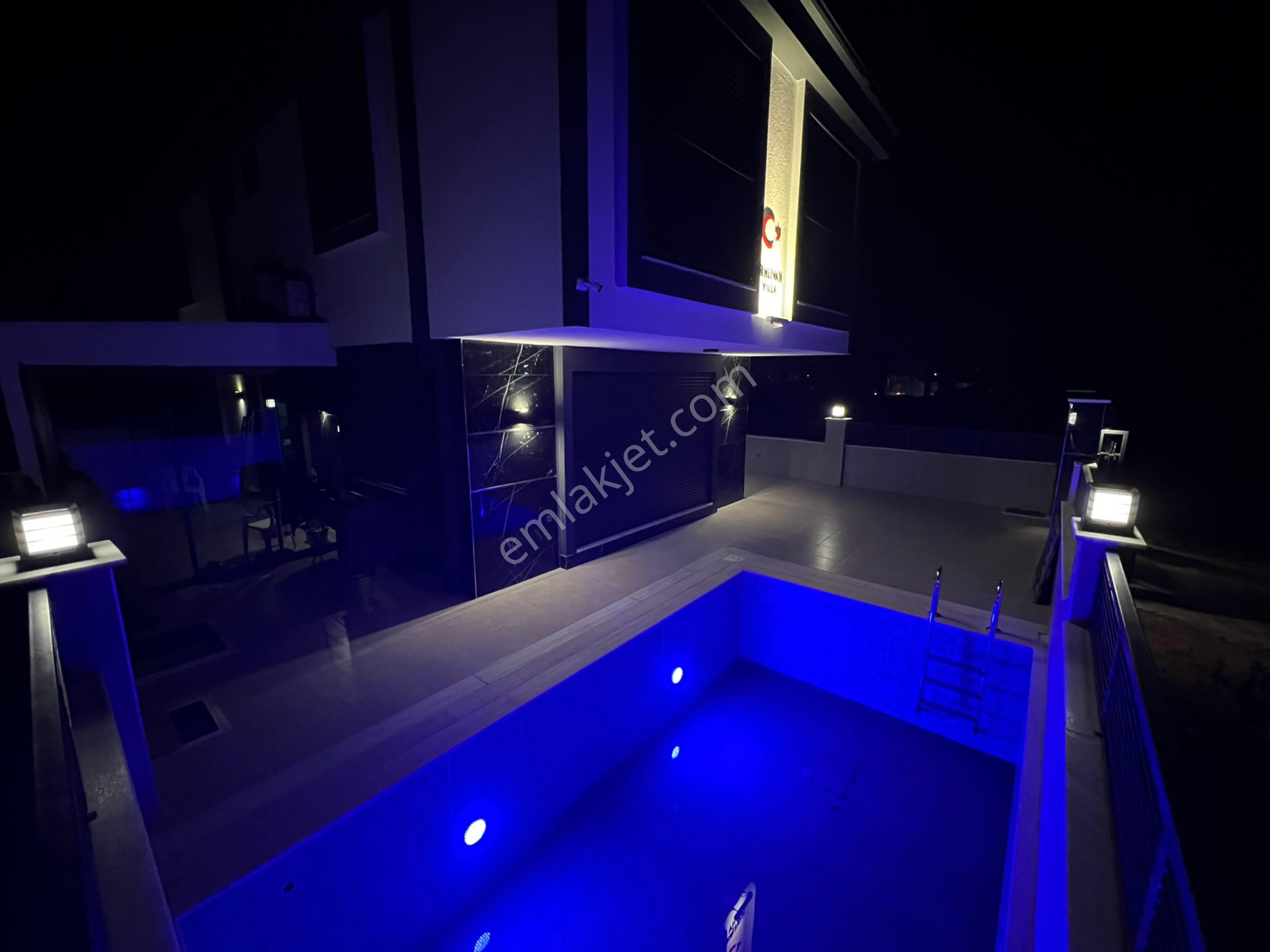 Didim'de Satılık Tam Müstakil Havuzlu 5+1 Villa - Görsel 8