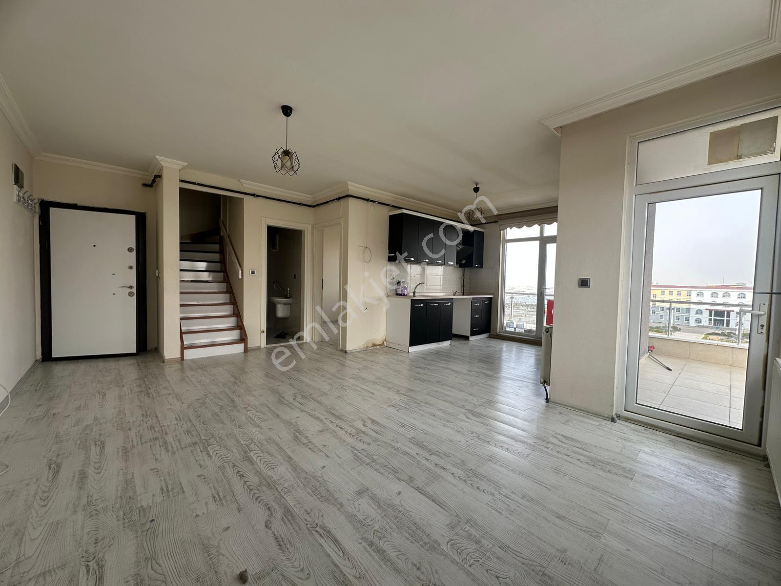 Emlaknomi'den Hastane Civarı Kiralık 3+1 Dupleks Daire 140 M2 - Görsel 3