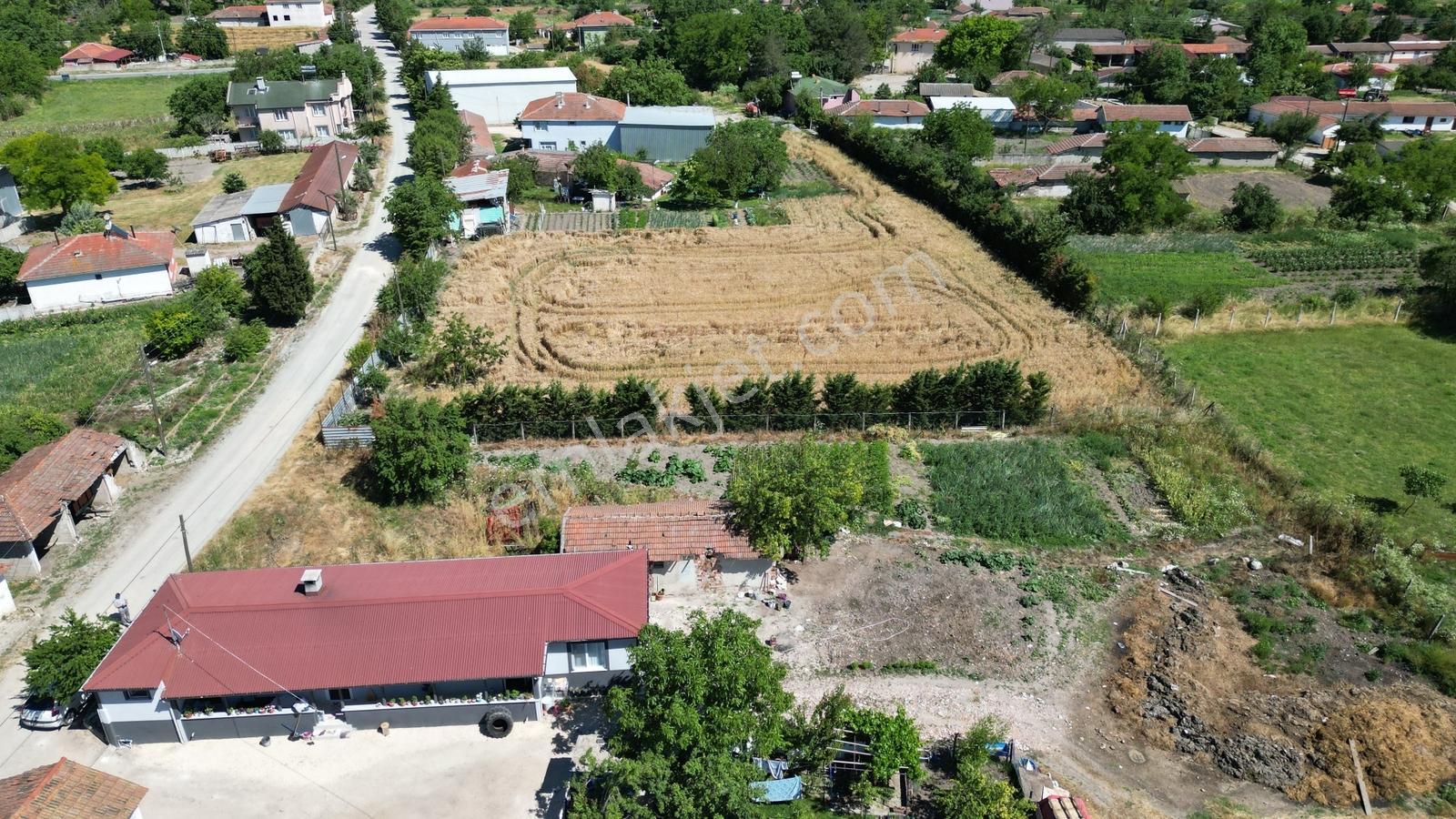 Tekirdağ Saray Servi Köyünde 906 M² Arsa - Görsel 24