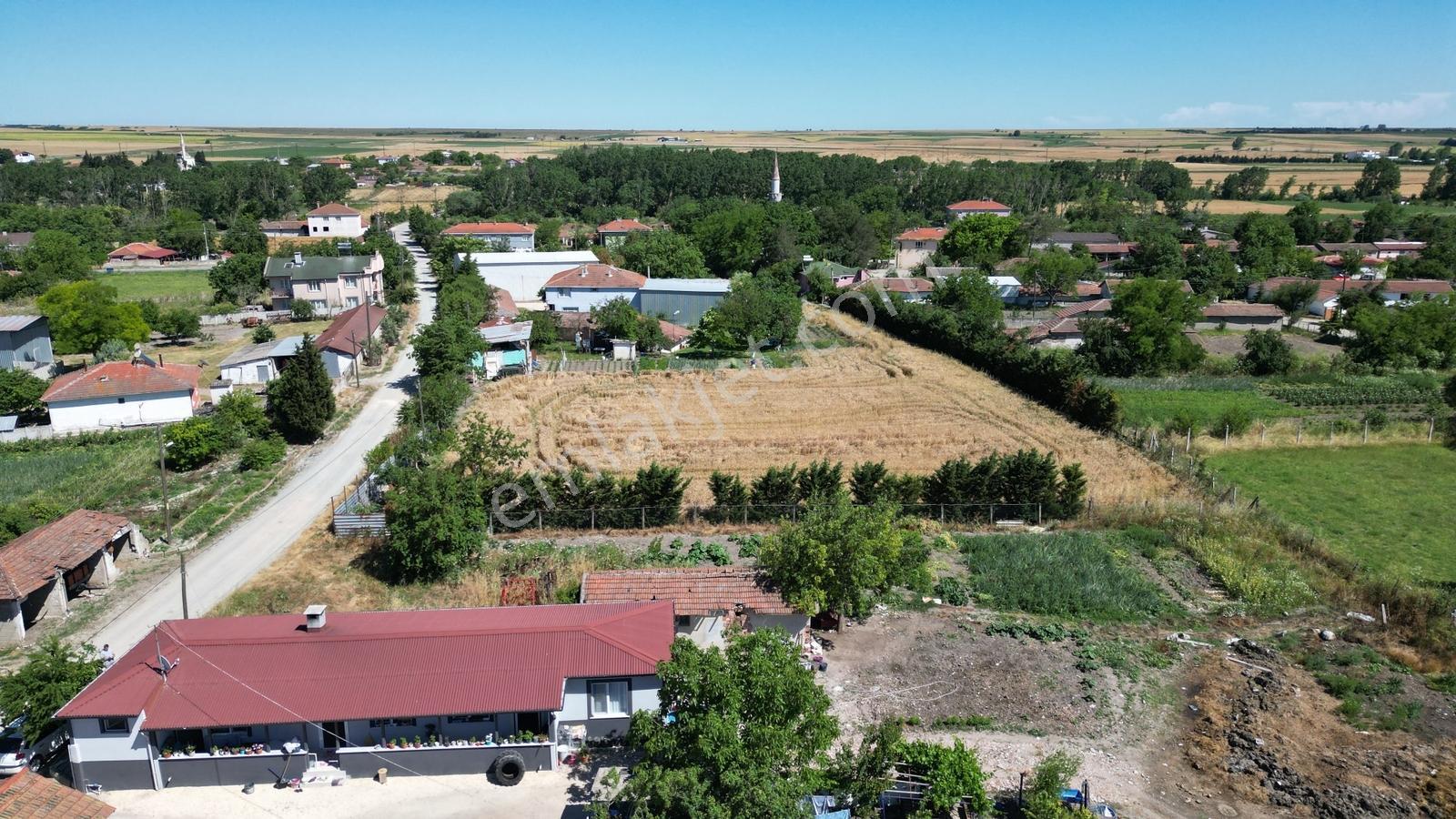 Tekirdağ Saray Servi Köyünde 906 M² Arsa - Görsel 4