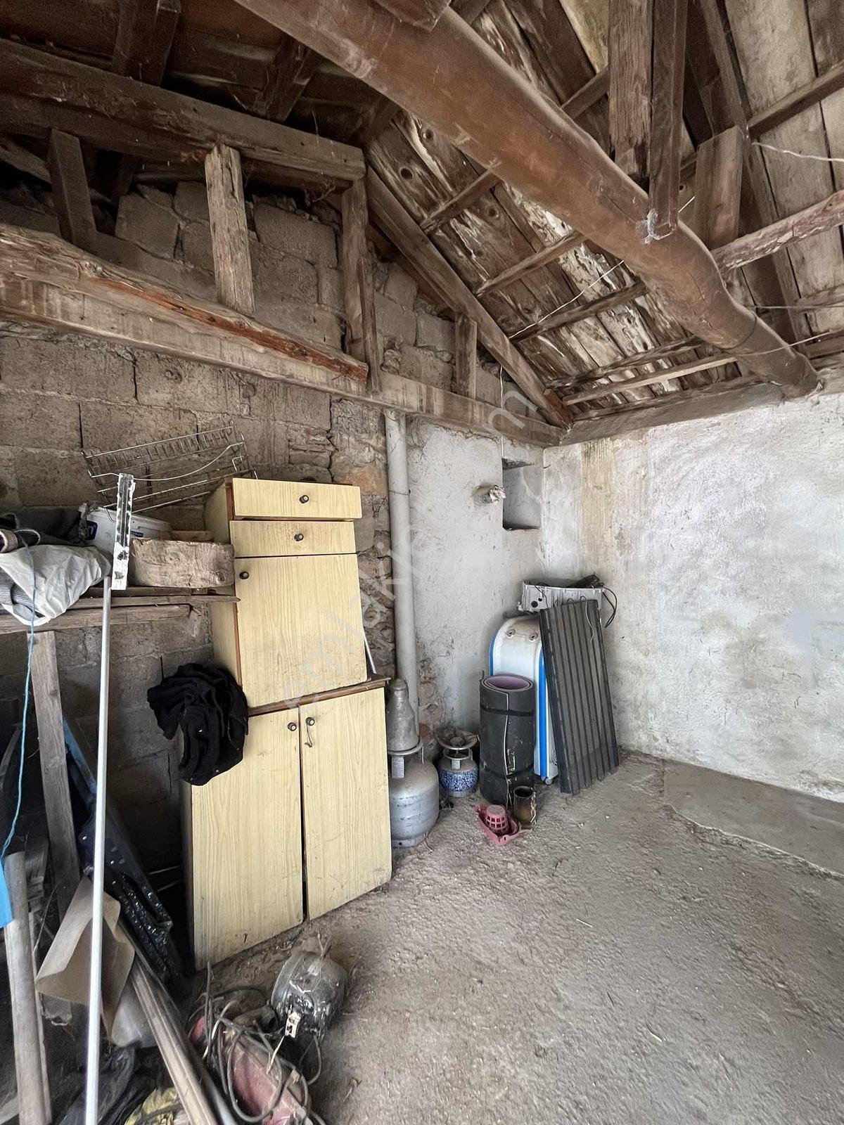 Muğla Cedit Mah. Satılık Taş Ev Ve Arsası - Görsel 16