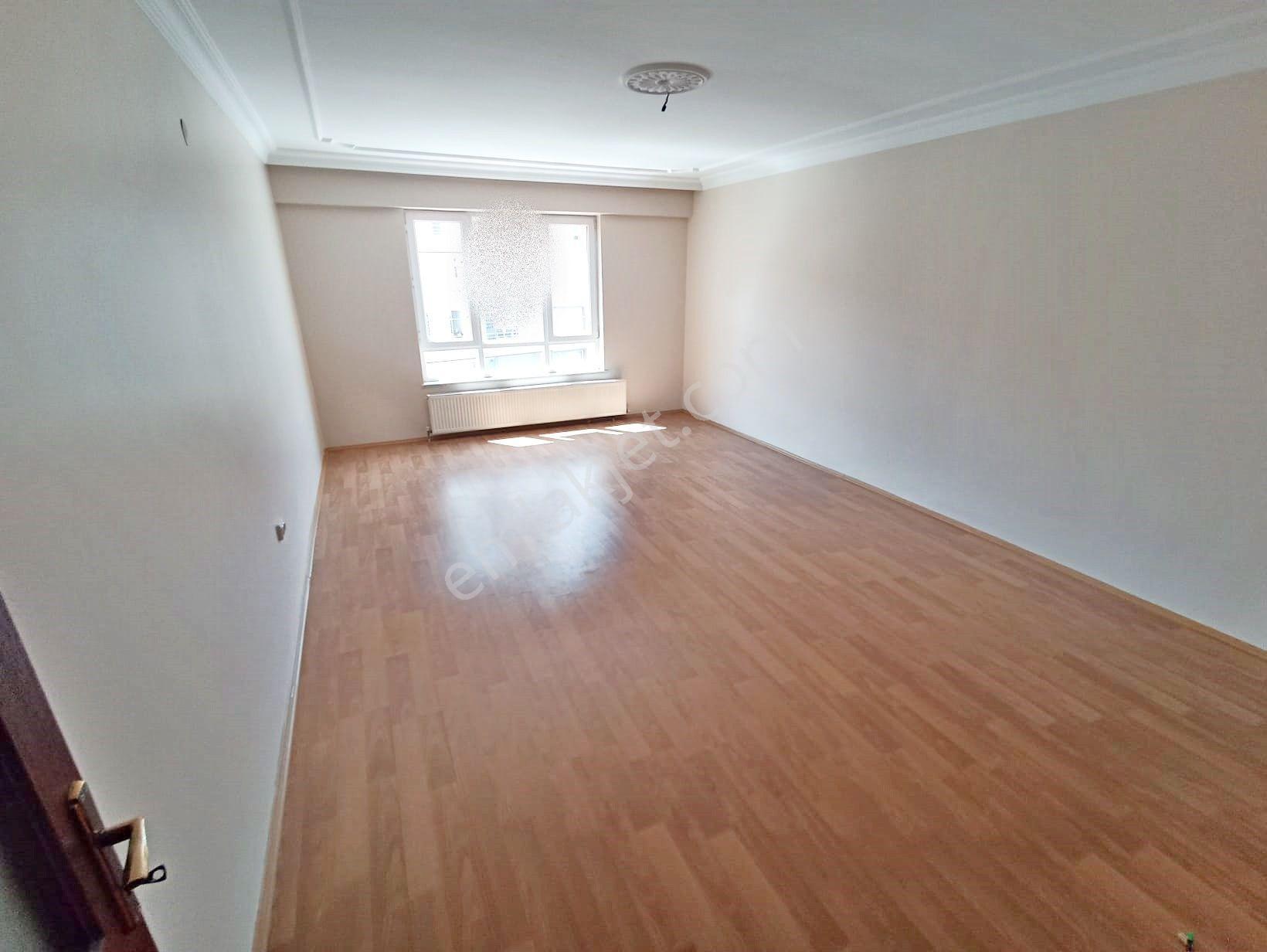 Goldtan Şehir Hastanesi Yakını Teras Balkonlu Full Yapılı Masrafsız Site'de 3+1 Daire - Görsel 2