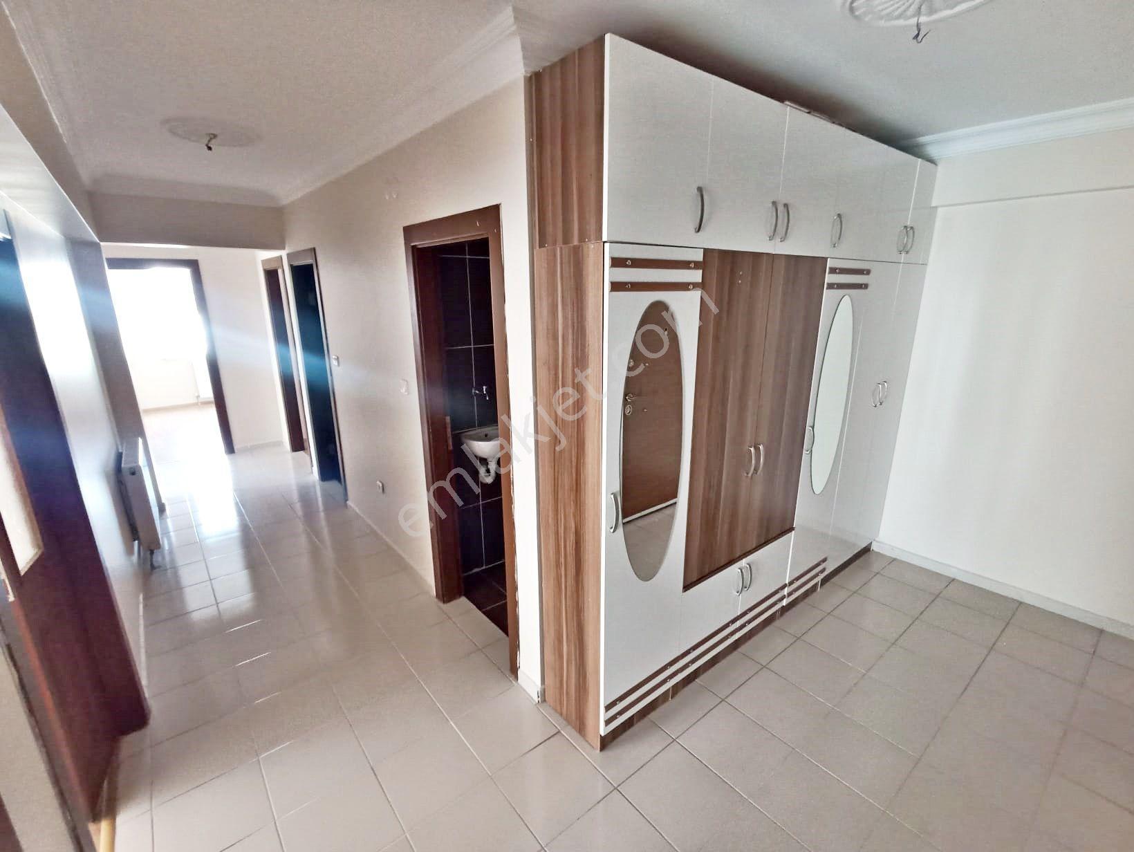 Goldtan Şehir Hastanesi Yakını Teras Balkonlu Full Yapılı Masrafsız Site'de 3+1 Daire - Görsel 19