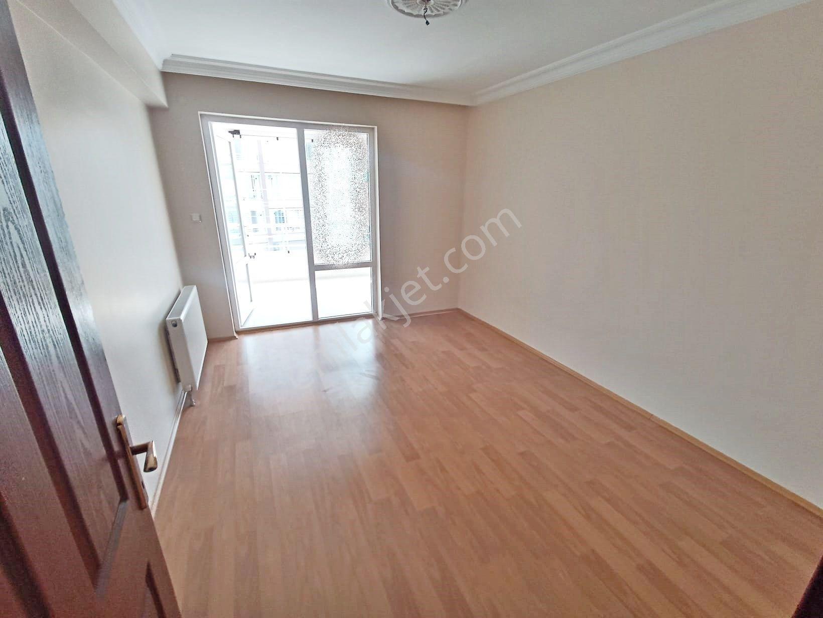 Goldtan Şehir Hastanesi Yakını Teras Balkonlu Full Yapılı Masrafsız Site'de 3+1 Daire - Görsel 7