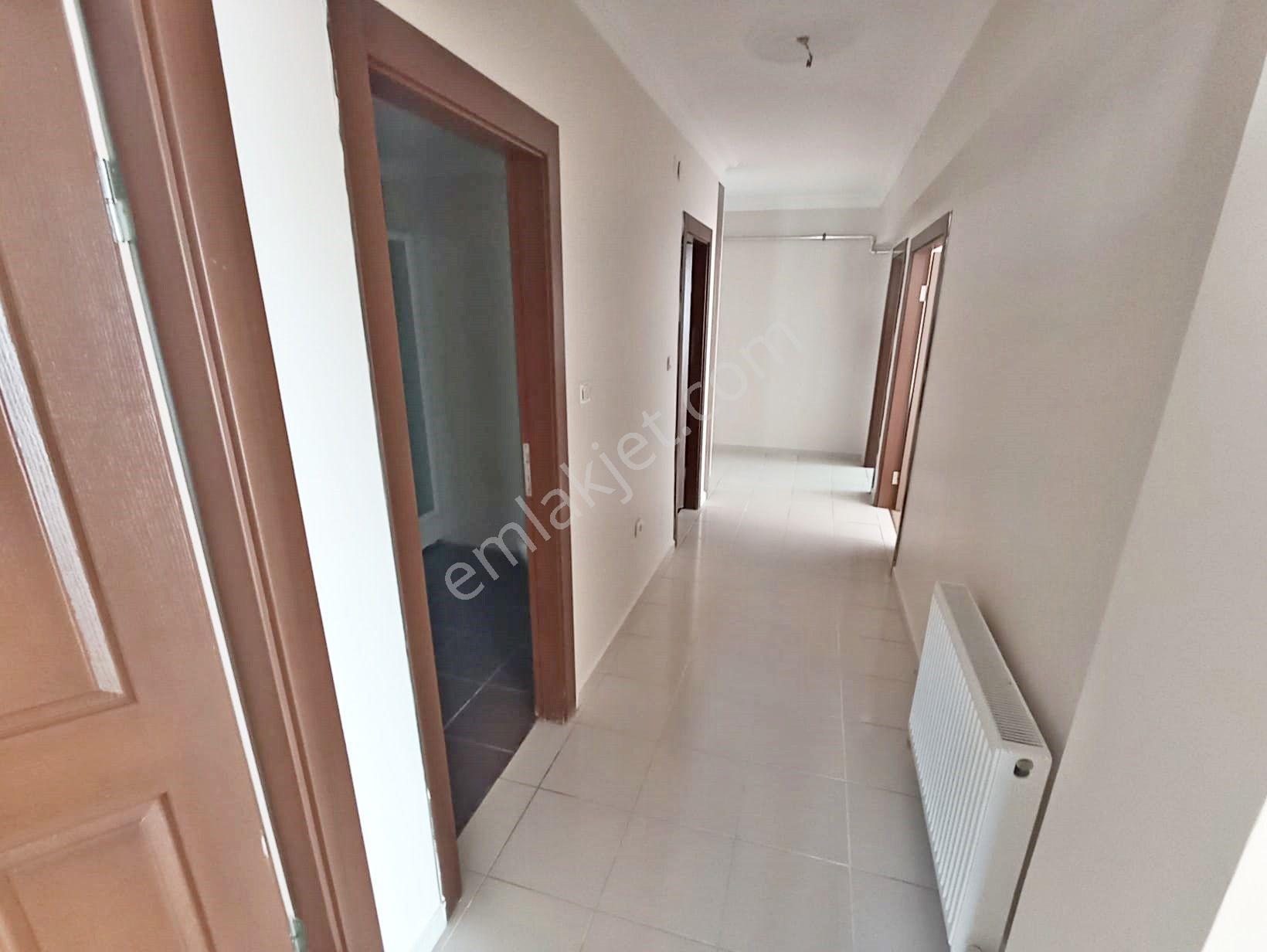 Goldtan Şehir Hastanesi Yakını Teras Balkonlu Full Yapılı Masrafsız Site'de 3+1 Daire - Görsel 22
