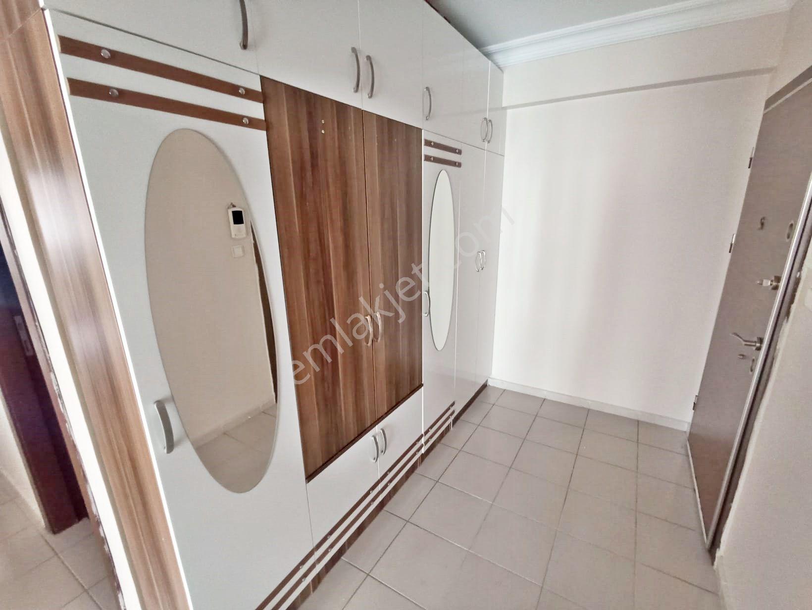 Goldtan Şehir Hastanesi Yakını Teras Balkonlu Full Yapılı Masrafsız Site'de 3+1 Daire - Görsel 23