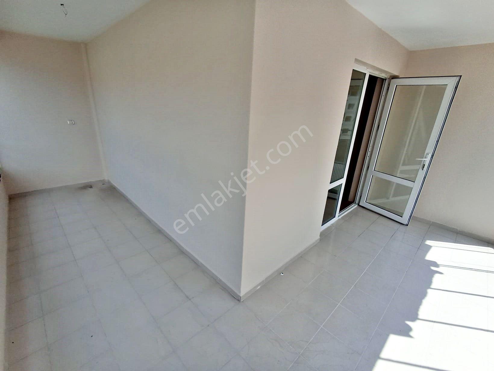 Goldtan Şehir Hastanesi Yakını Teras Balkonlu Full Yapılı Masrafsız Site'de 3+1 Daire - Görsel 26