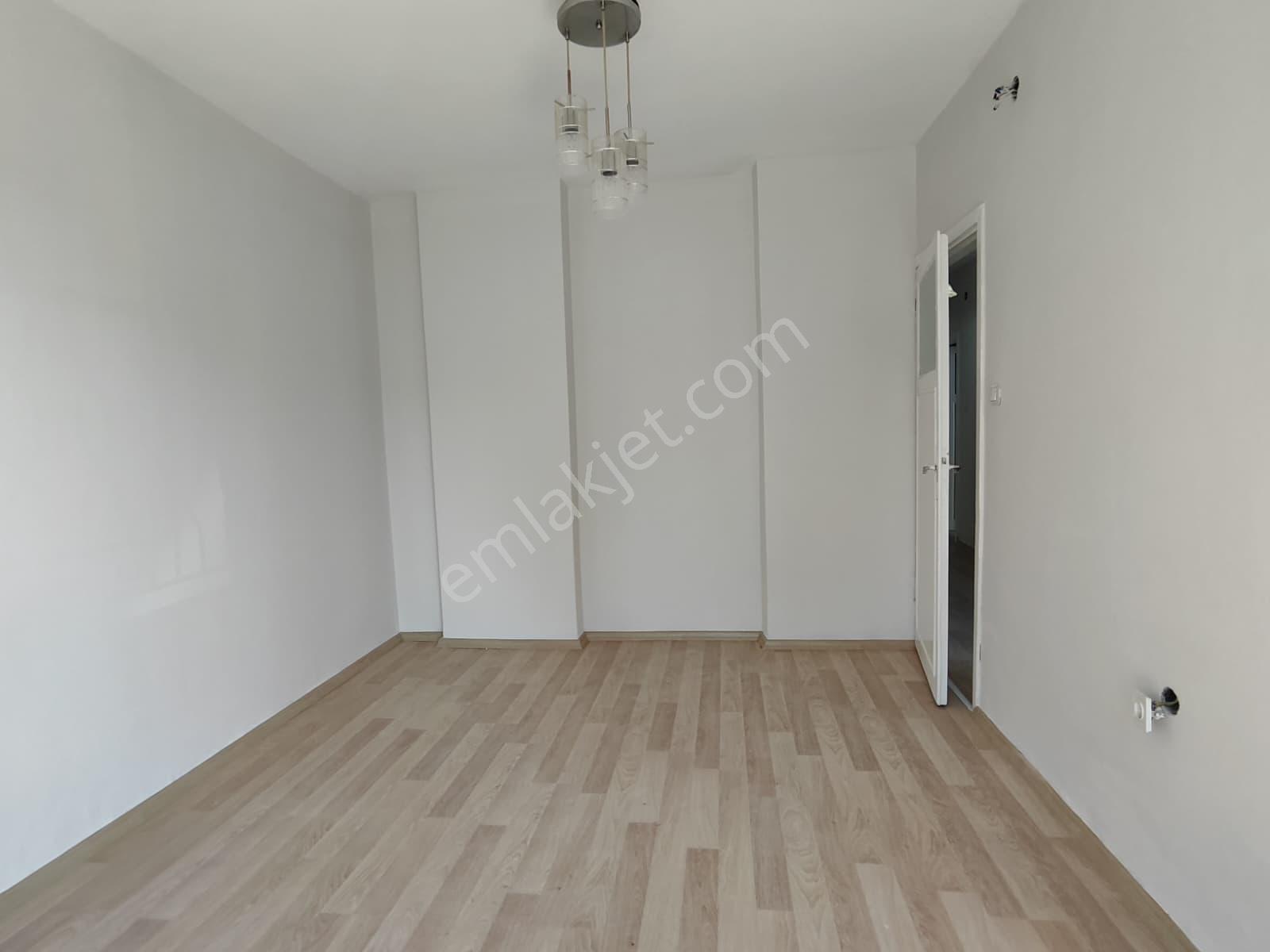 Kalabalık Ailelere Ferah Yaşam! Bağımsız Mutfaklı Kiralık 3+1 Ev - Görsel 48