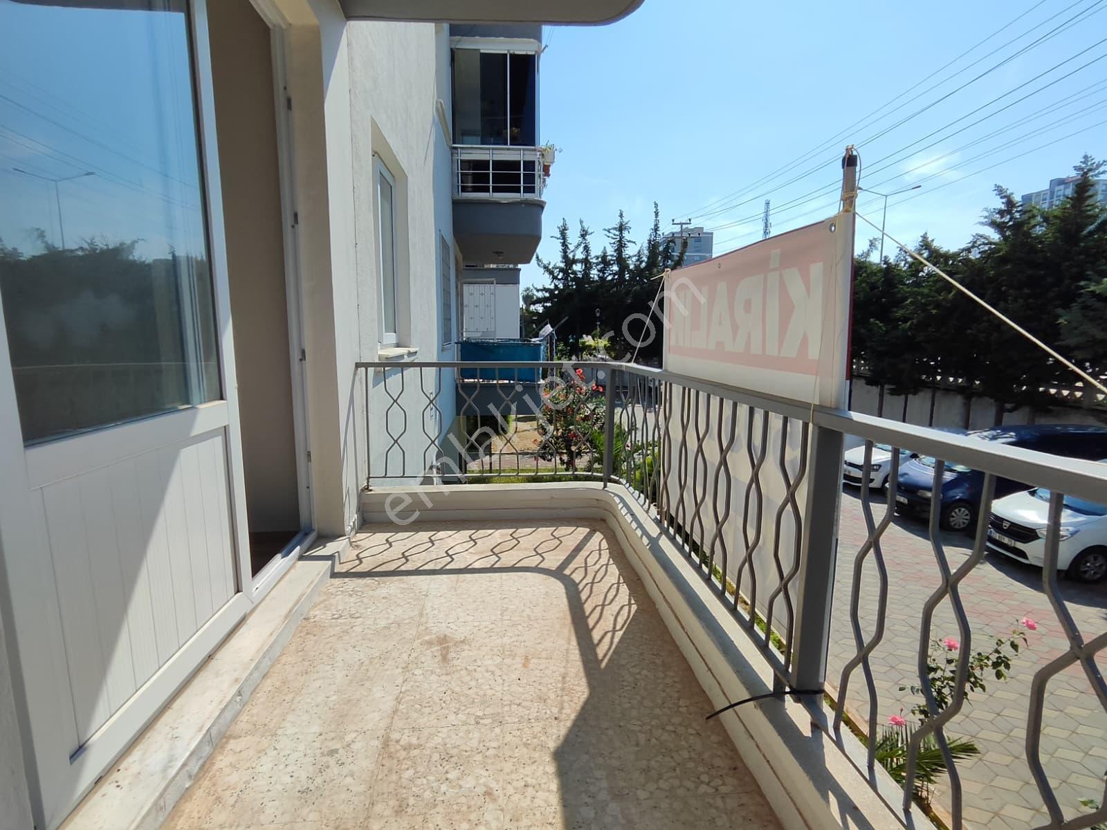 Kalabalık Ailelere Ferah Yaşam! Bağımsız Mutfaklı Kiralık 3+1 Ev - Görsel 54