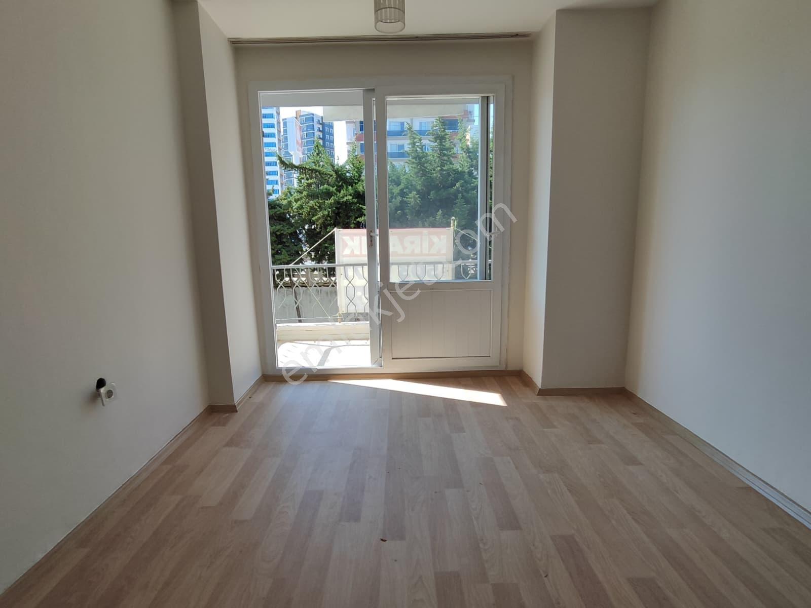 Kalabalık Ailelere Ferah Yaşam! Bağımsız Mutfaklı Kiralık 3+1 Ev - Görsel 49