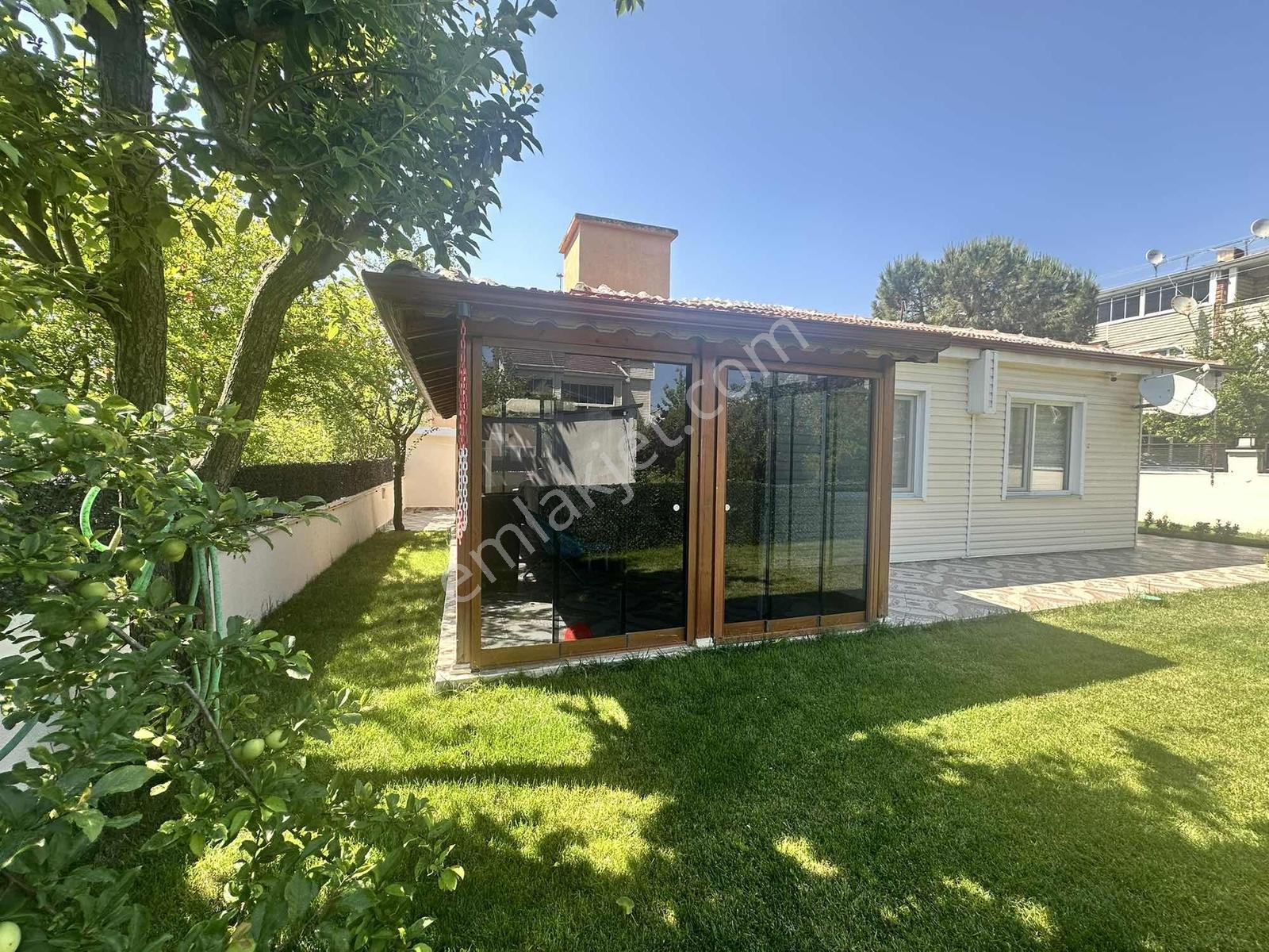 Megeden Yeğen 1 Sitesinin İçinde Tek Katlı Villa - Görsel 28