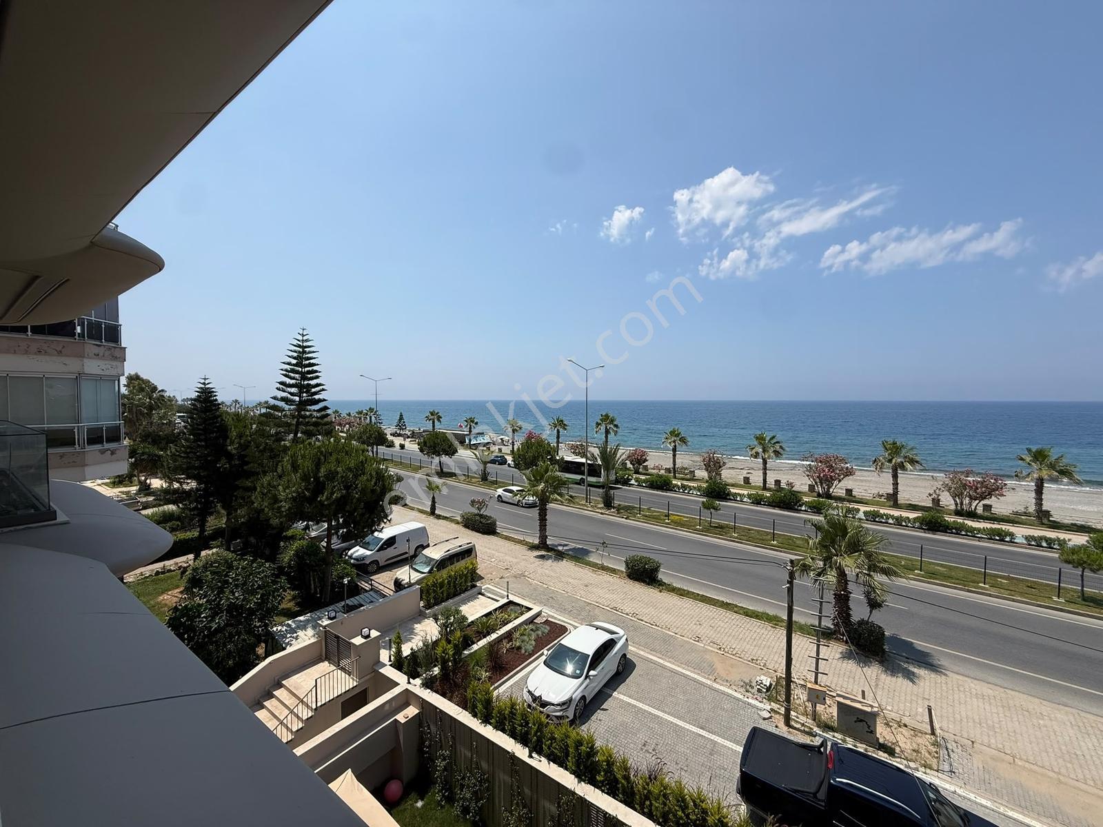 Alanya Kestel'de Denize Sıfır Panoramik Manzaralı 1+1 - Görsel 32