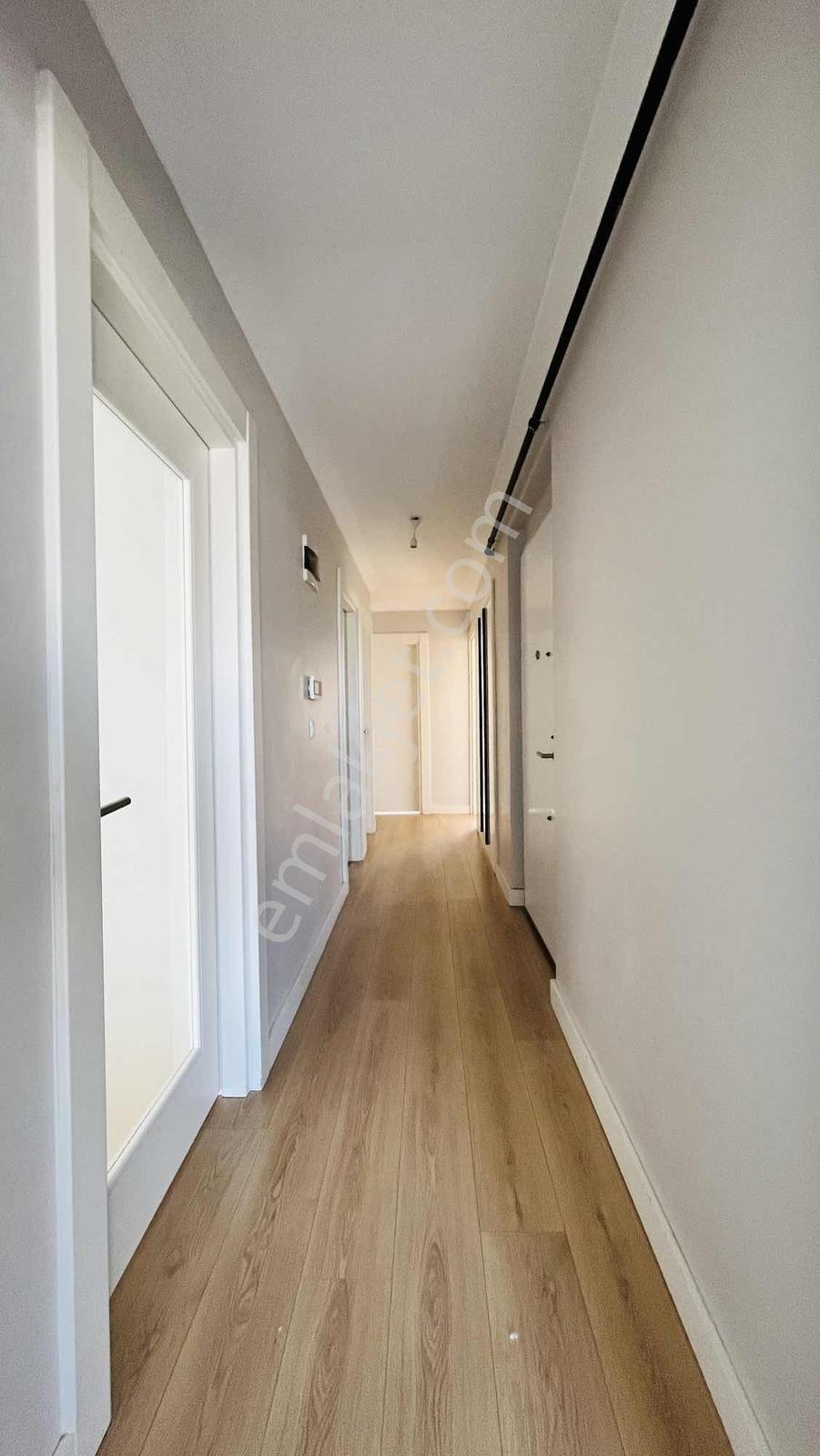 Silivri Esentepe'de Satılık 3+1 Ebeveyn Banyolu İskanlı Daire - Görsel 16