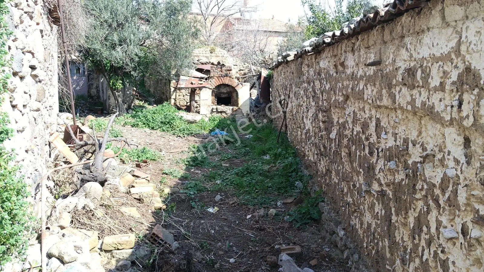 Göçbeyli'nin Tam Merkezinde Müstakil Ev - Görsel 5
