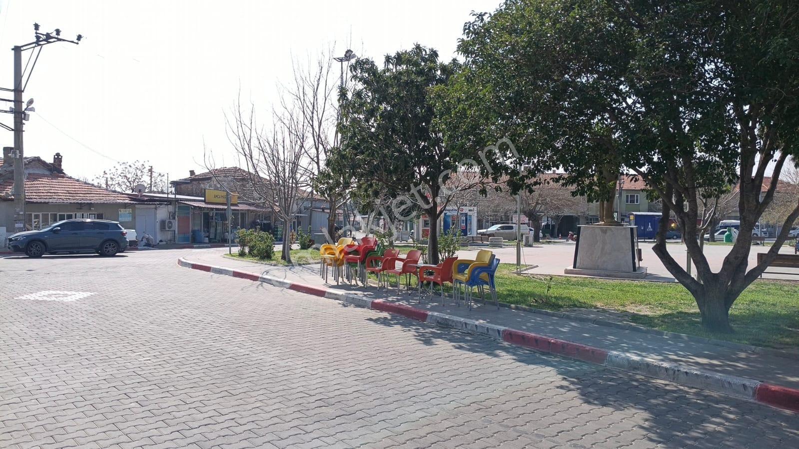 Göçbeyli'nin Tam Merkezinde Müstakil Ev - Görsel 3
