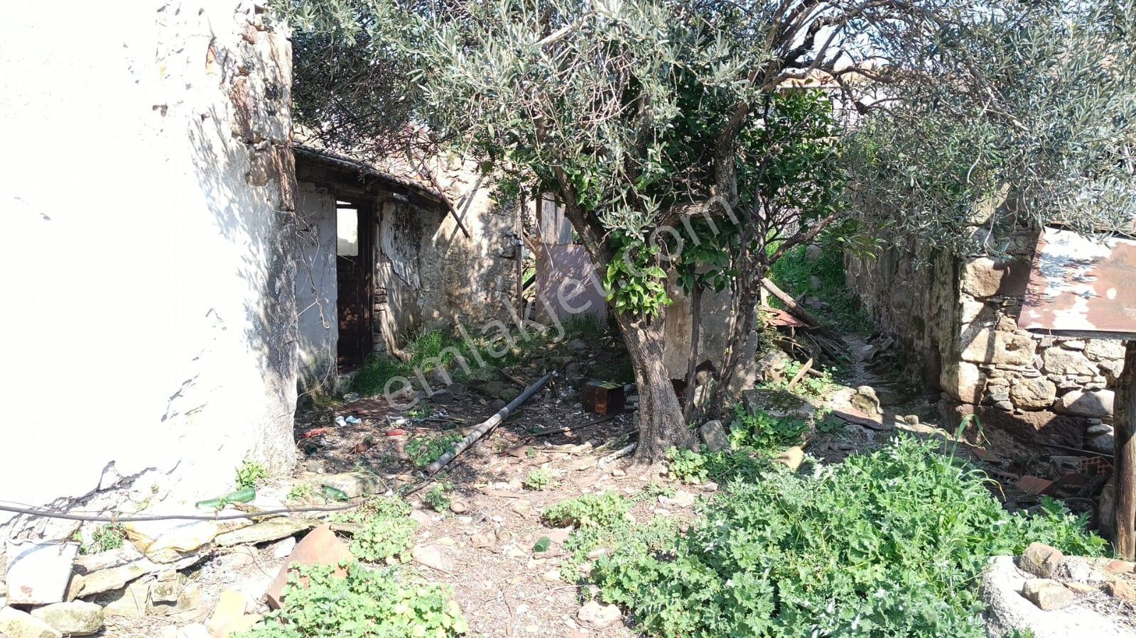 Göçbeyli'nin Tam Merkezinde Müstakil Ev - Görsel 11