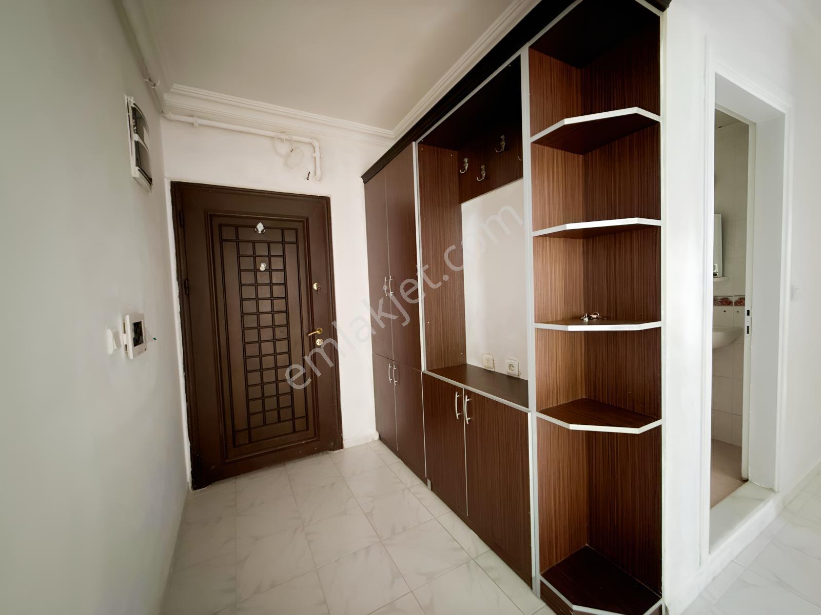 Derin Emlaktan İbni Melek Mahallesinde Geniş 3+1 Kiralık Daire - Görsel 23
