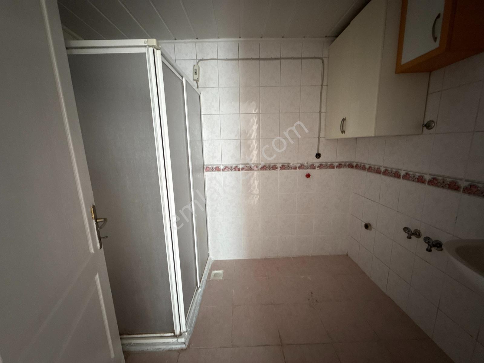 Derin Emlaktan İbni Melek Mahallesinde Geniş 3+1 Kiralık Daire - Görsel 20