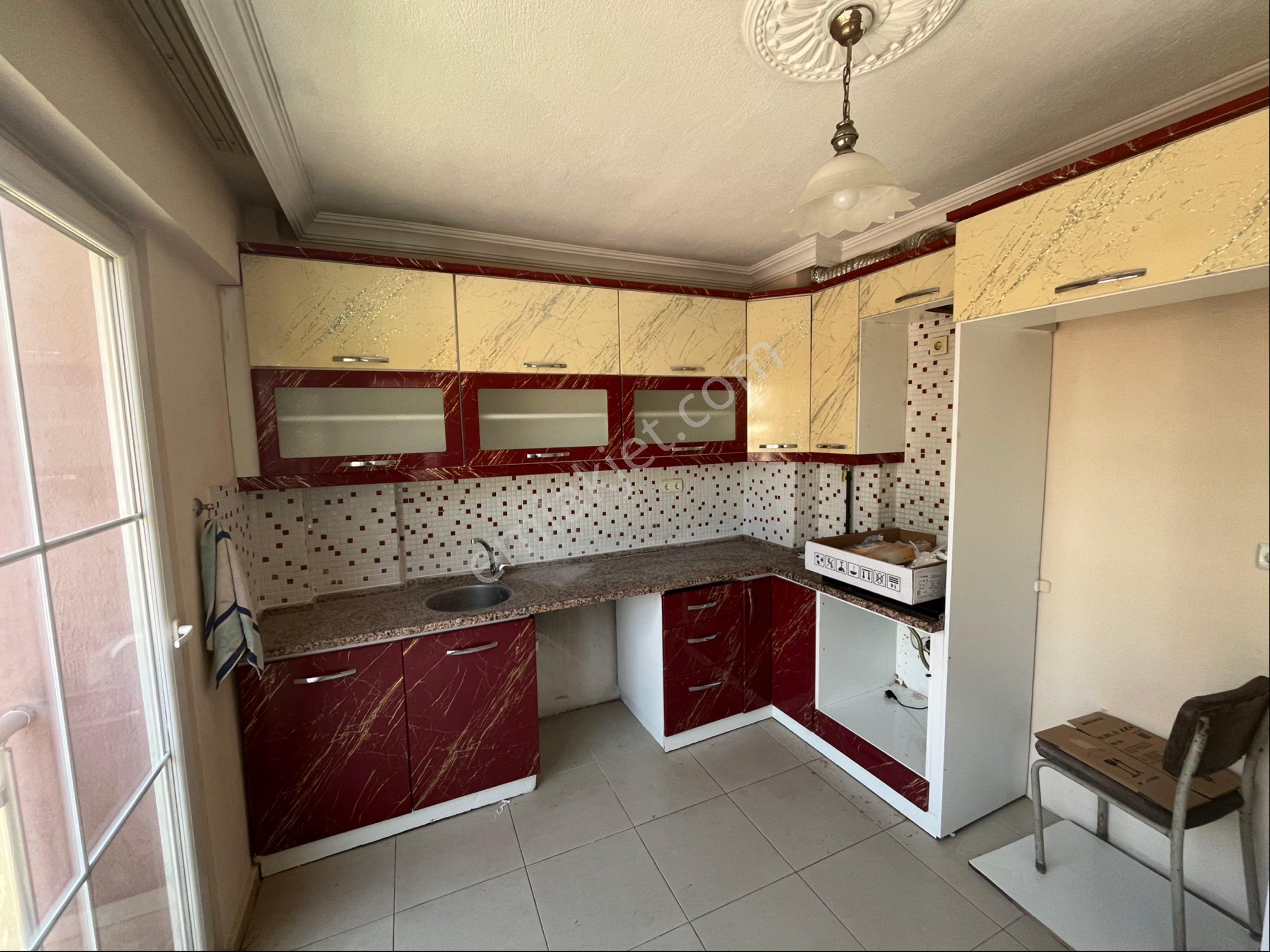 Miray Emlaktan Yeşilmahallede Doğalgazlı Kiralık 2+1 Daire - Görsel 4
