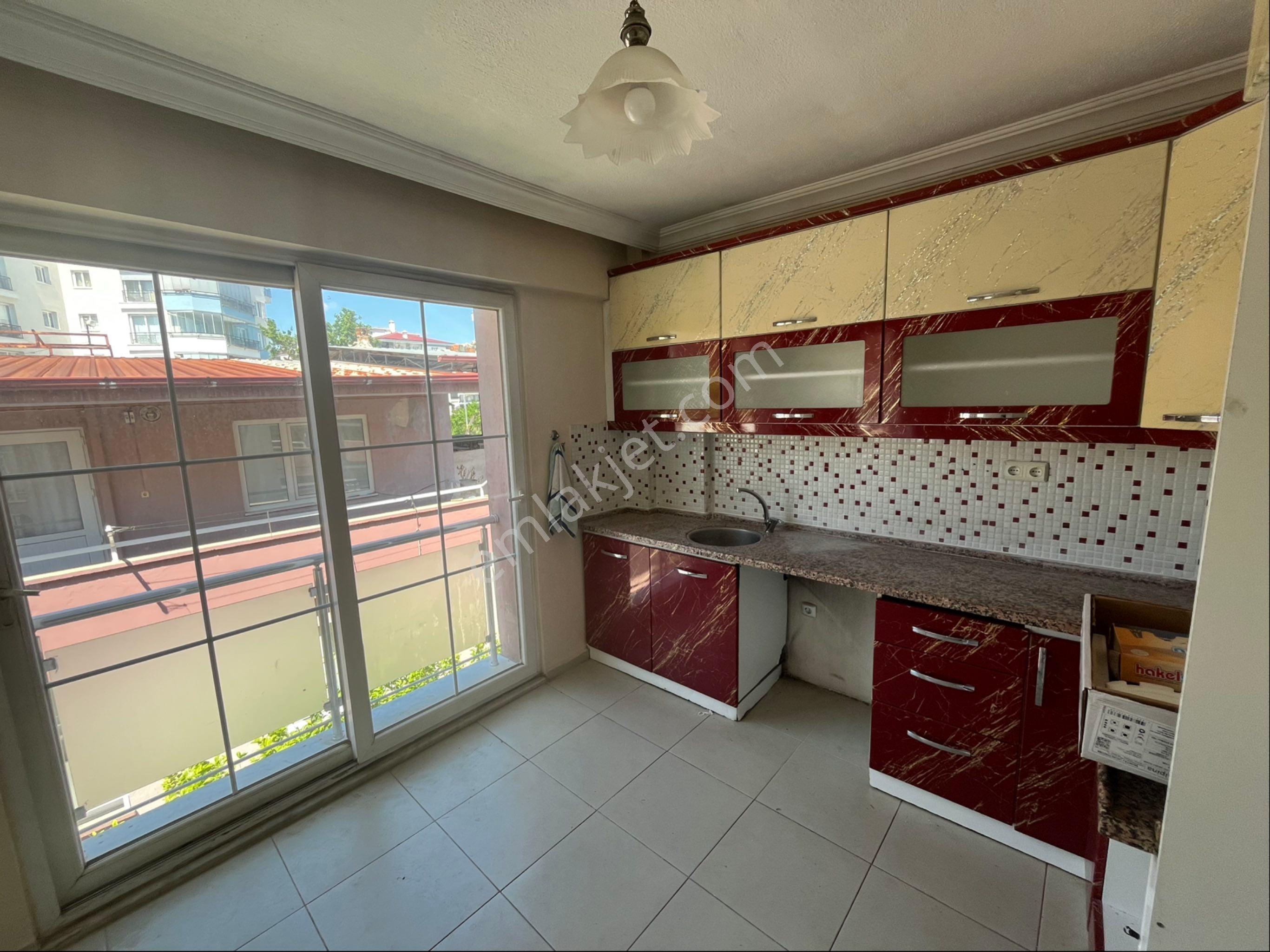 Miray Emlaktan Yeşilmahallede Doğalgazlı Kiralık 2+1 Daire - Görsel 2