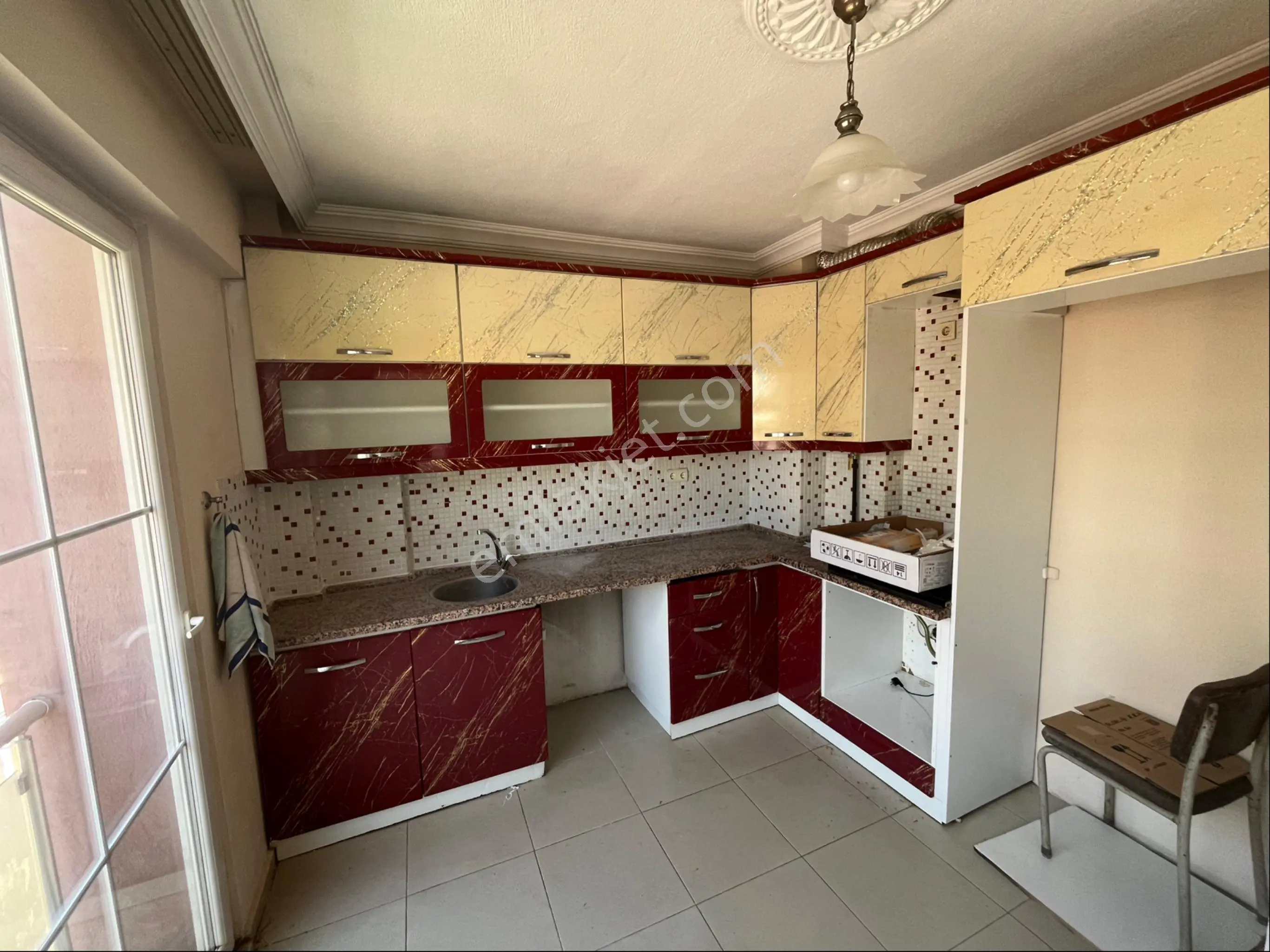 Miray Emlaktan Yeşilmahallede Doğalgazlı Kiralık 2+1 Daire