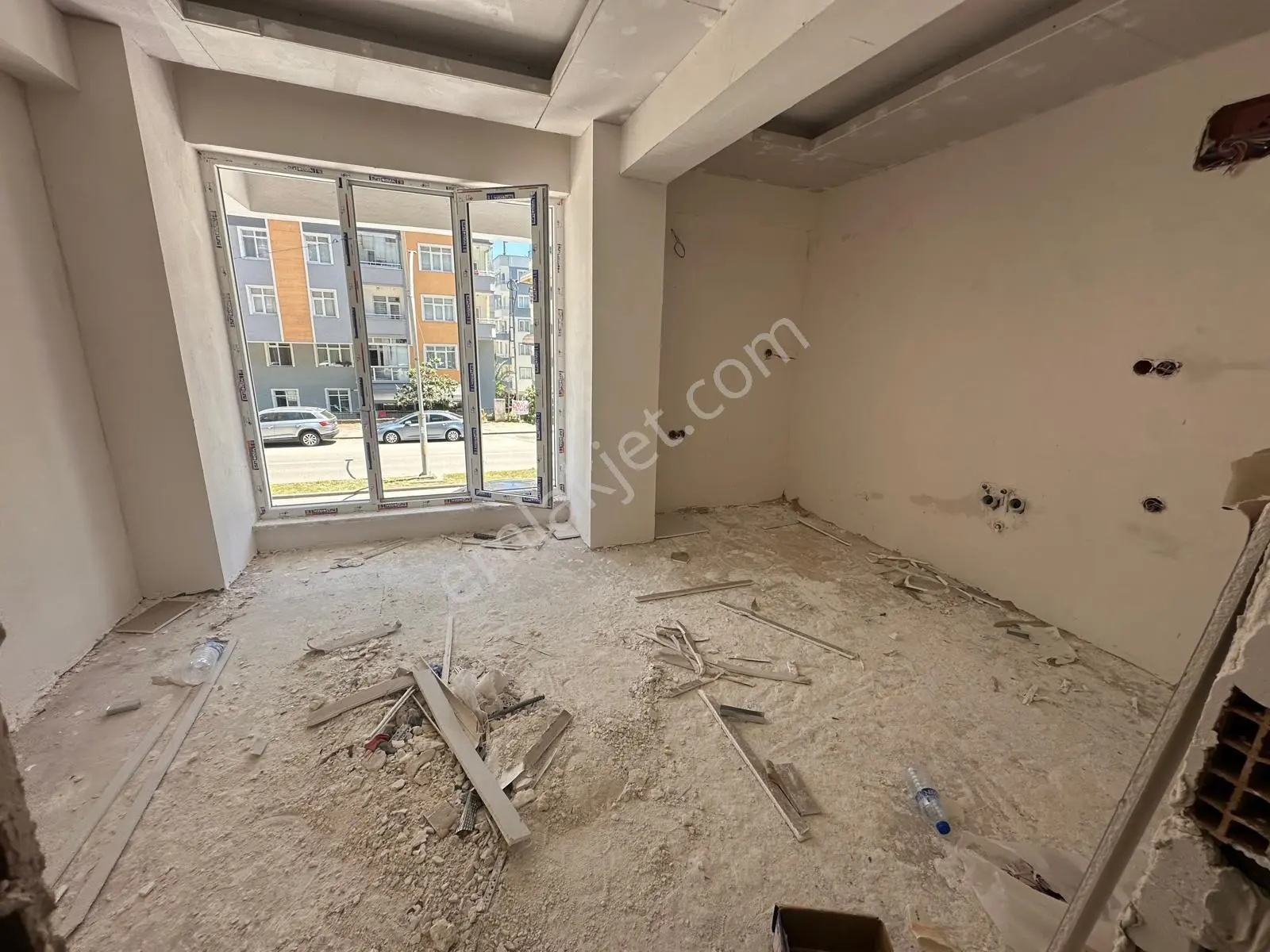 Evim-nur'dan Liman Mah Caddeye Cephe 2+1 110m2 Asansörlü 1 Aya Teslim 13 Yıllık Fırsat Daire