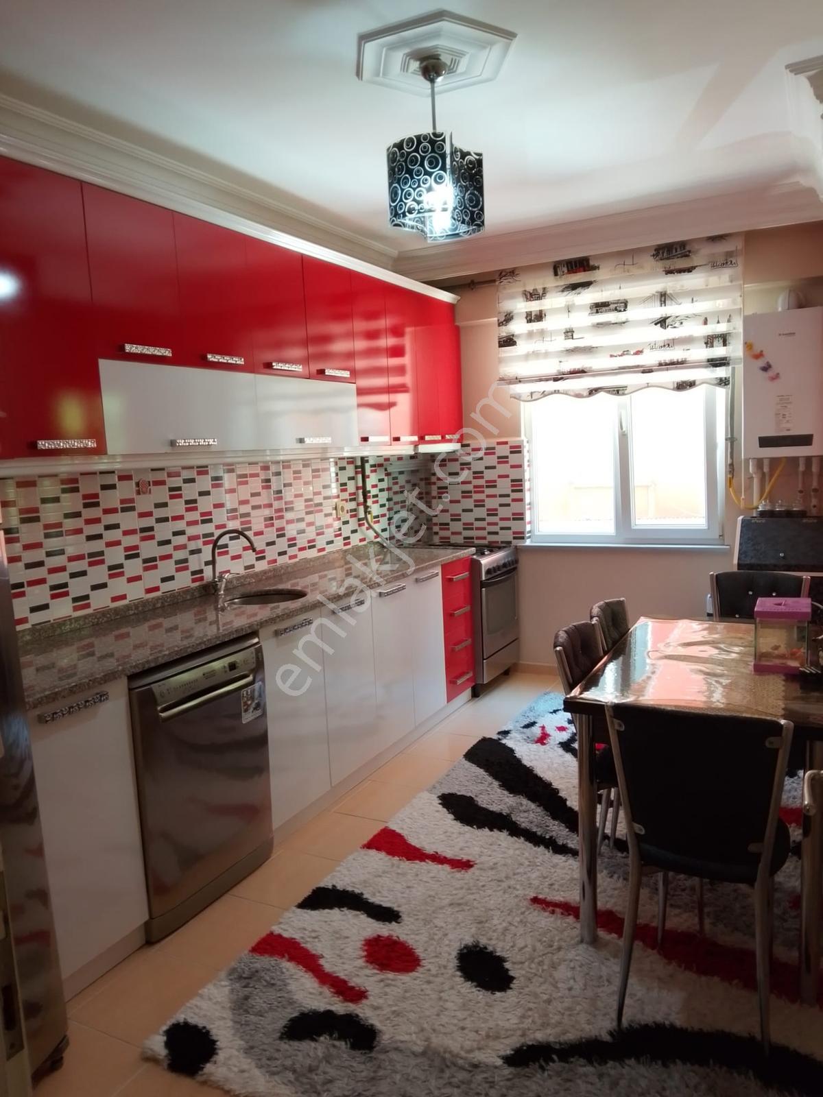 Redstone'dan Reşadiyede Kiralık Arakat 105 M2 Daire - Görsel 5
