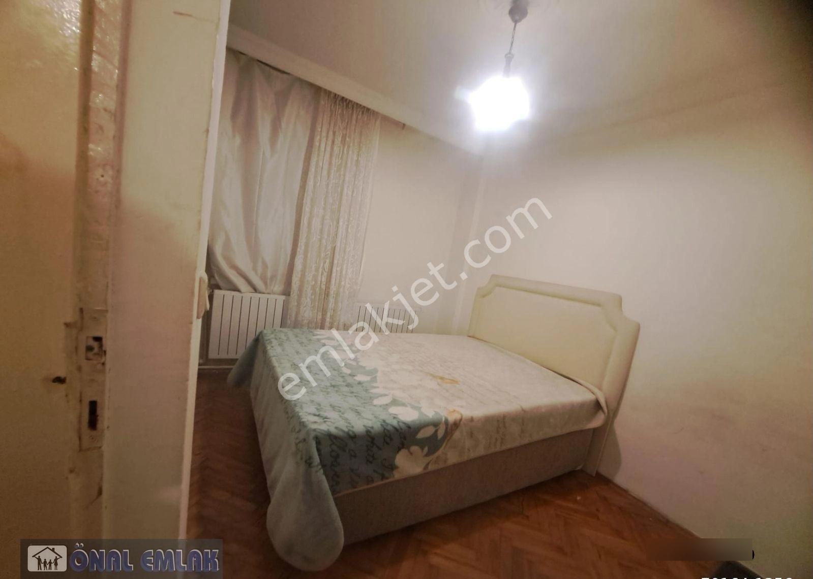 Önaldan Ankara Çankaya Dikmen Hürriyet Caddesi Üzeri Y. Giriş 2+1 Eşyalı - Görsel 8