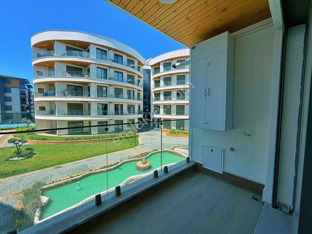 Uytundan Burhaniye Ören'de Ultralüks Sitede Havuz Cephe 1+1daire - Görsel 13