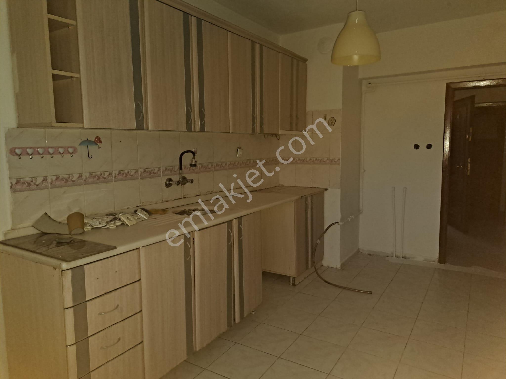 Önaldan Ankara Gölbaşı Bahçelievler Mah. 3+1 Üst Kat Park Manzaralı - Görsel 7