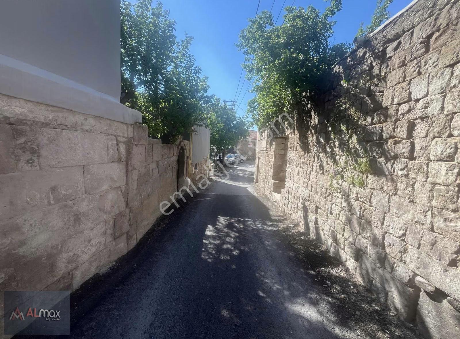 Gesi Güney Mahallesi'nde Satılık Bahçeli Ev Araç Ev Takas Olur - Görsel 9