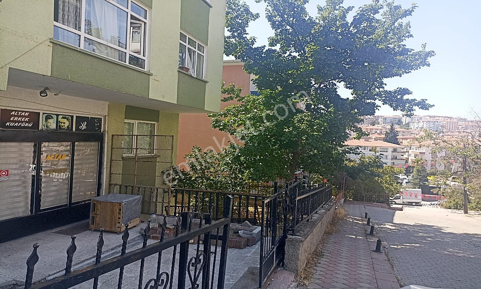 Belediye Yakını Erciyes Sokak Da 15+15 Depo Kiralık Dükkan - Görsel 2