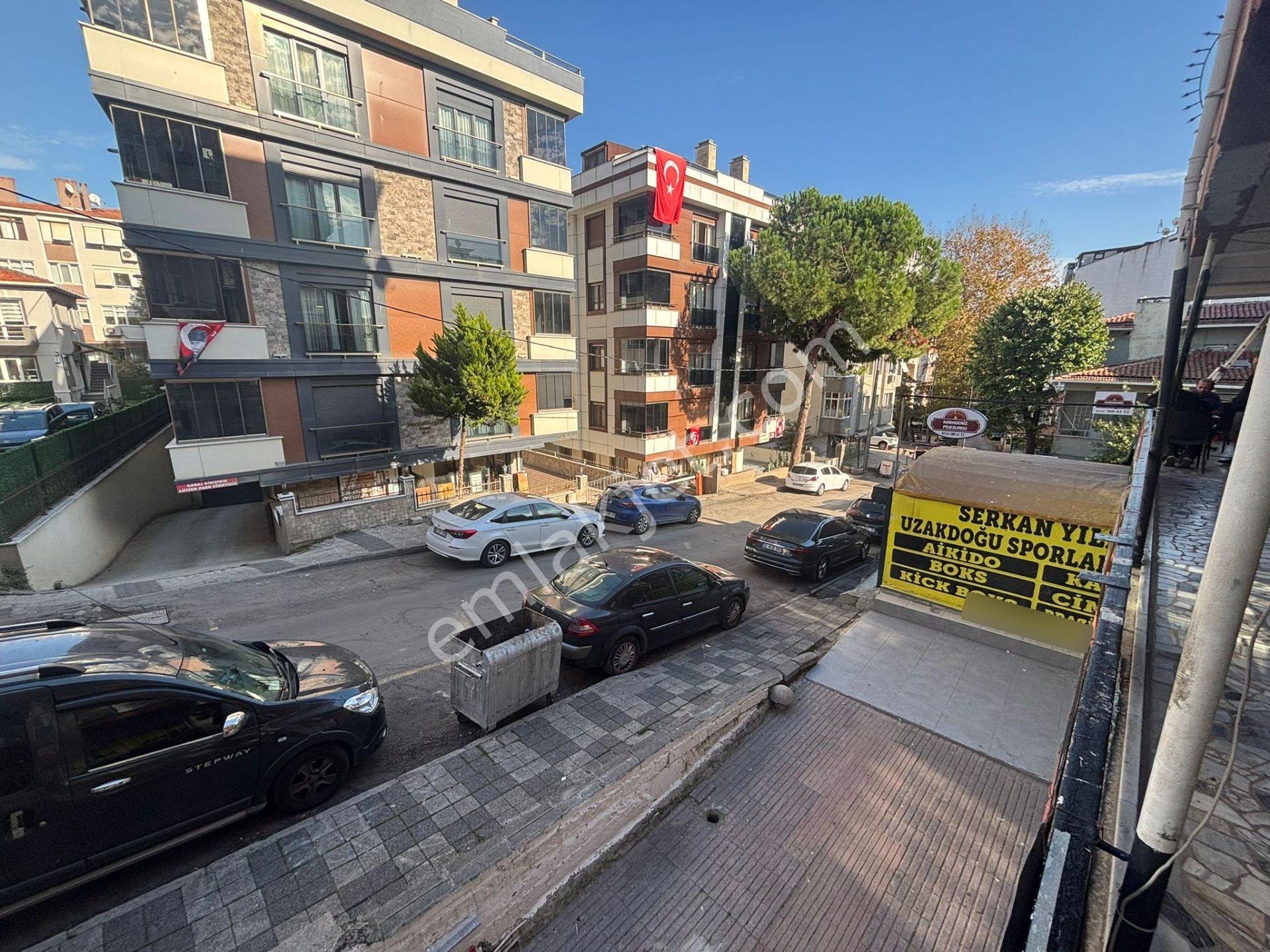 Kaçmaz'dan Küçükyalı Minibüse 1. Paralelde Marmaraya Komşu Dükka - Görsel 13