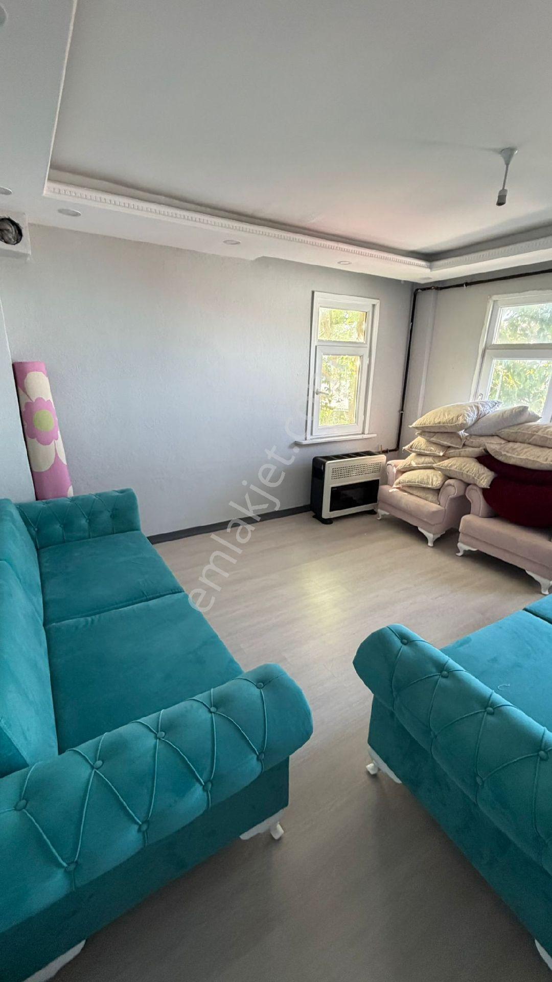Arnavutköy Karaburun Sahilin Dibinde 3 Katlı Villa - Görsel 12