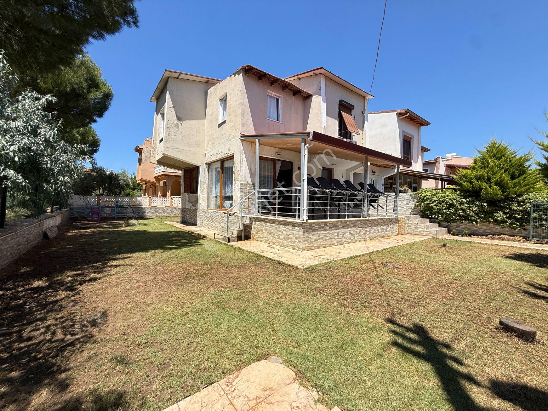 Seferihisar Dooğanbey'de Satılık Tek Müstakil Geniş Bahçeli Denize 50m Villa - Görsel 12