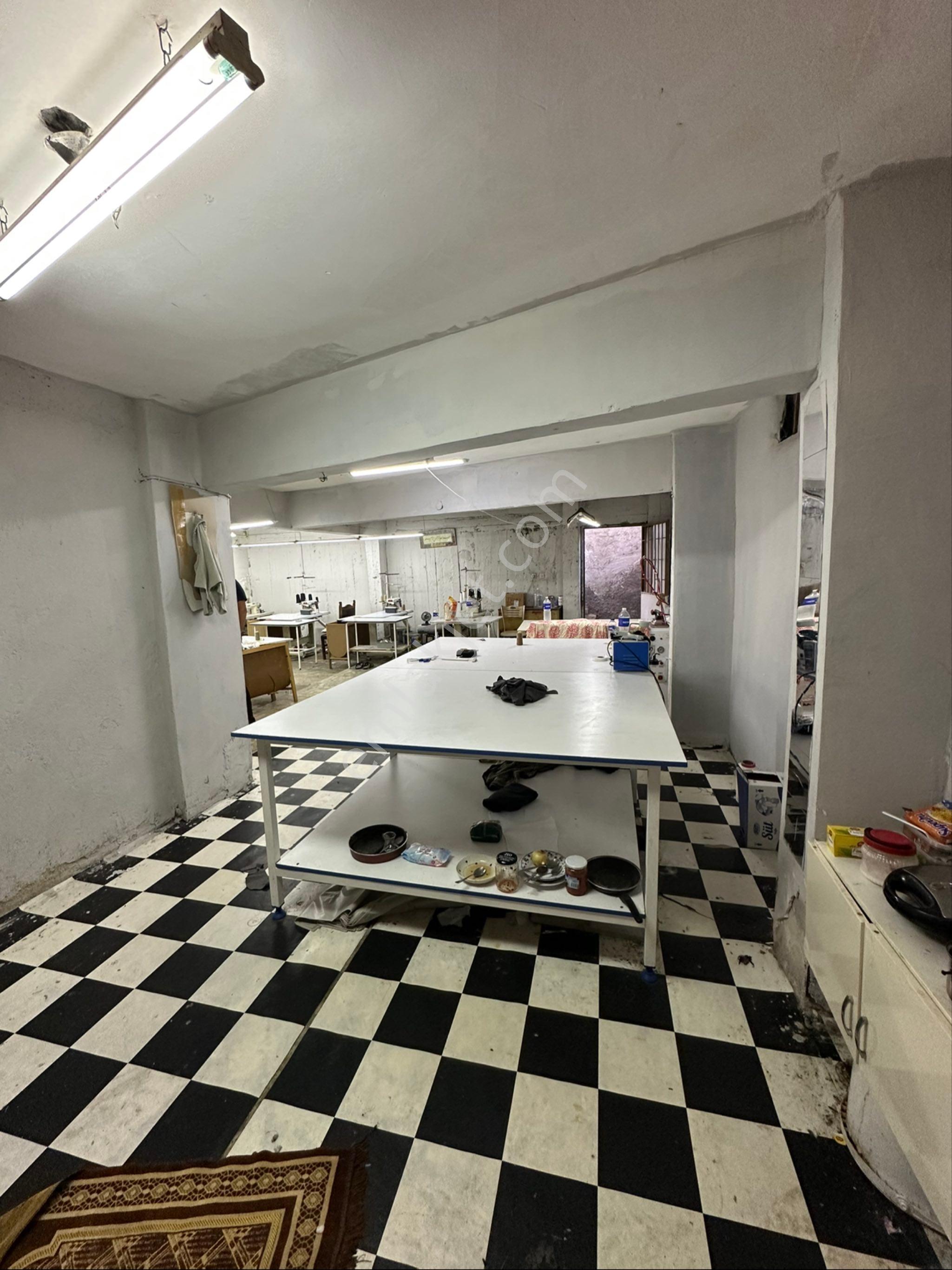 Bodrum Kat 90m Uludağ Caddesi