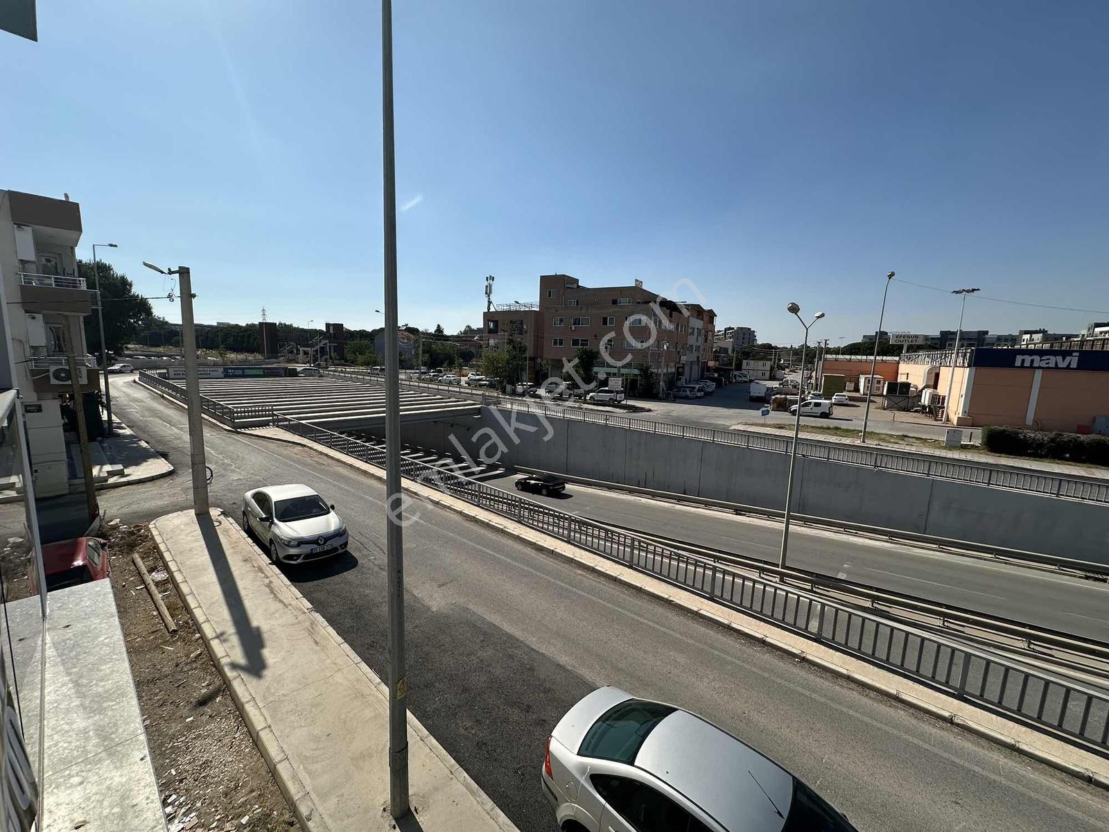 Balatçık Mah. Meydan Yolunda Ara Kat Ferah 1+1 Kiralık Daire - Görsel 23