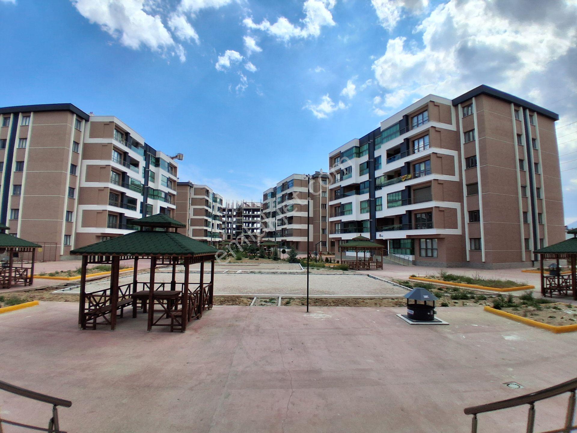 Meram Gazze Caddesin De Sıfır Site İçi Acil Satılık 2+1 Daire - Görsel 25