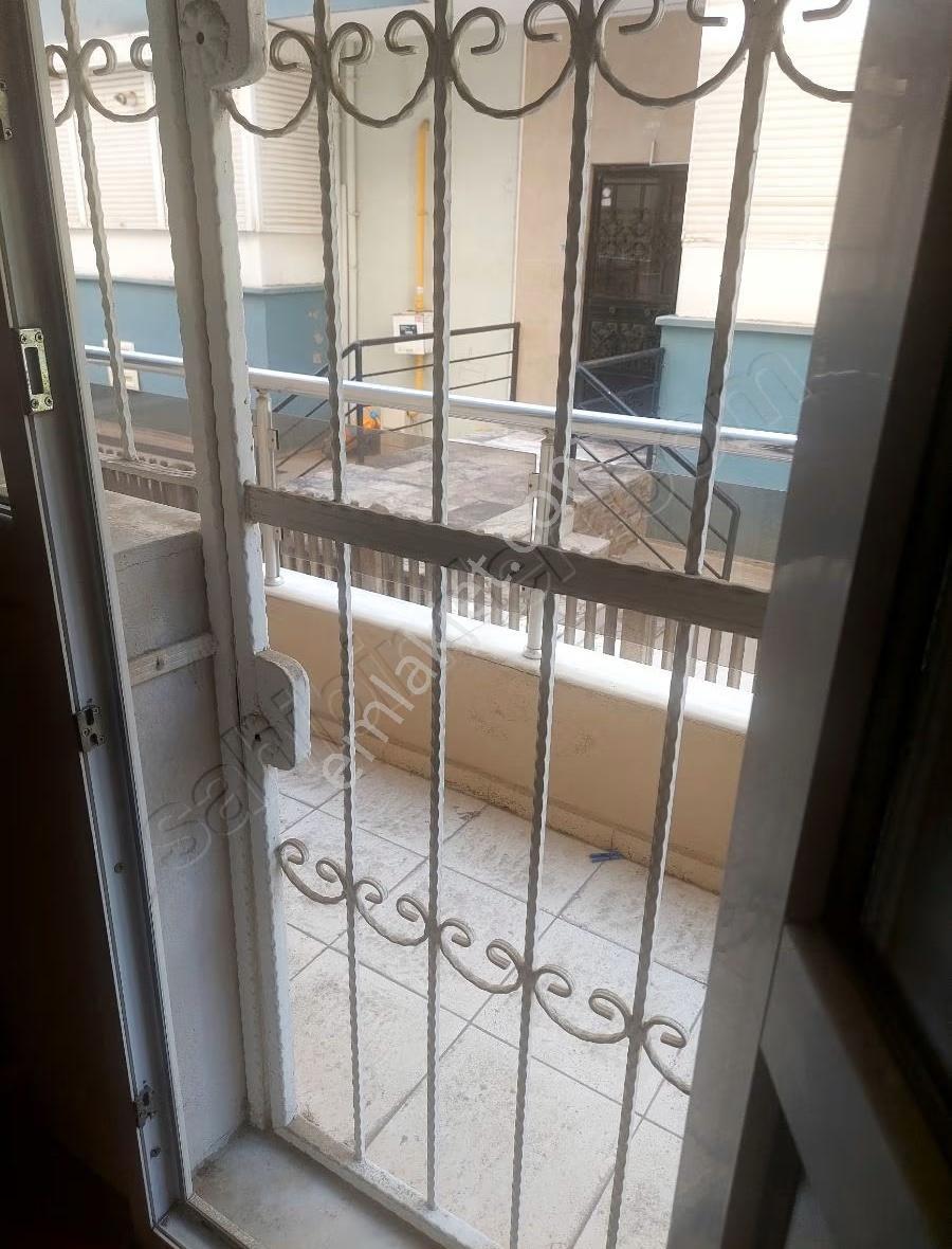 Gazi Mah.de 3+1 130 M2 Karanlk Odası Olmayan Kiralık Daire - Görsel 23
