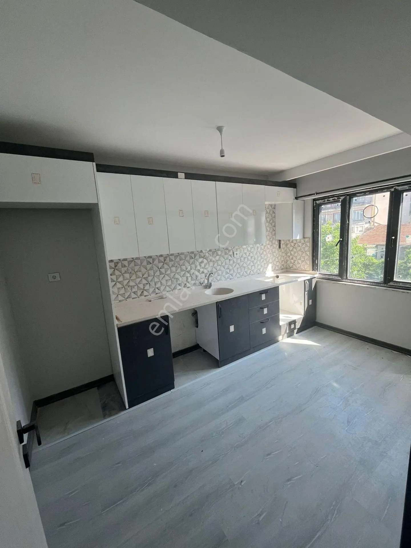 🏡 Çekirge'de Prestijli Konumda Geniş Ve Ferah 4+1 Satılık Daire! - Görsel 5