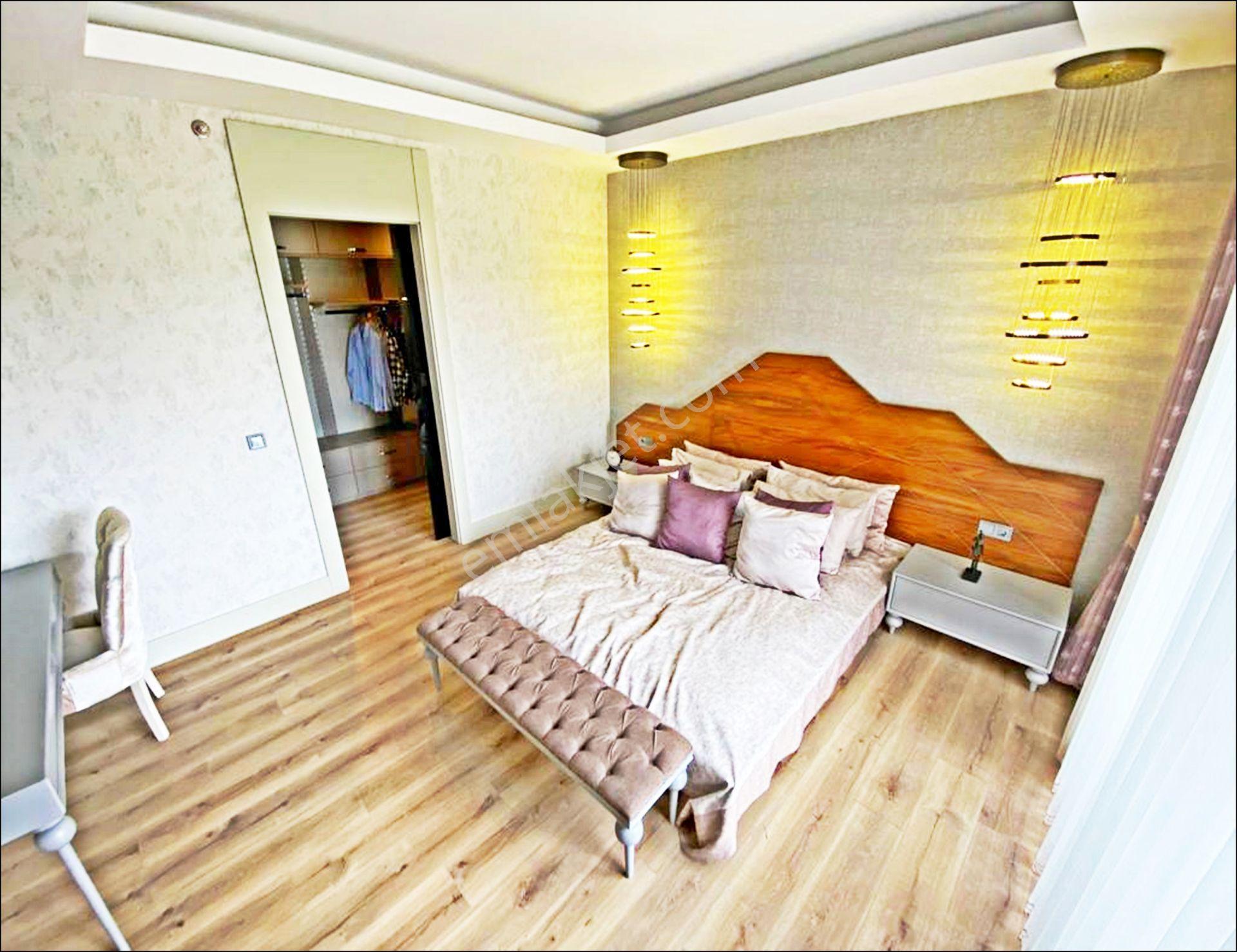 Gold Emlaktan Prestijli Bir Yaşam Güvenlikli Havuzlu Lüks Sitede Kiralık 4+1 - Görsel 15
