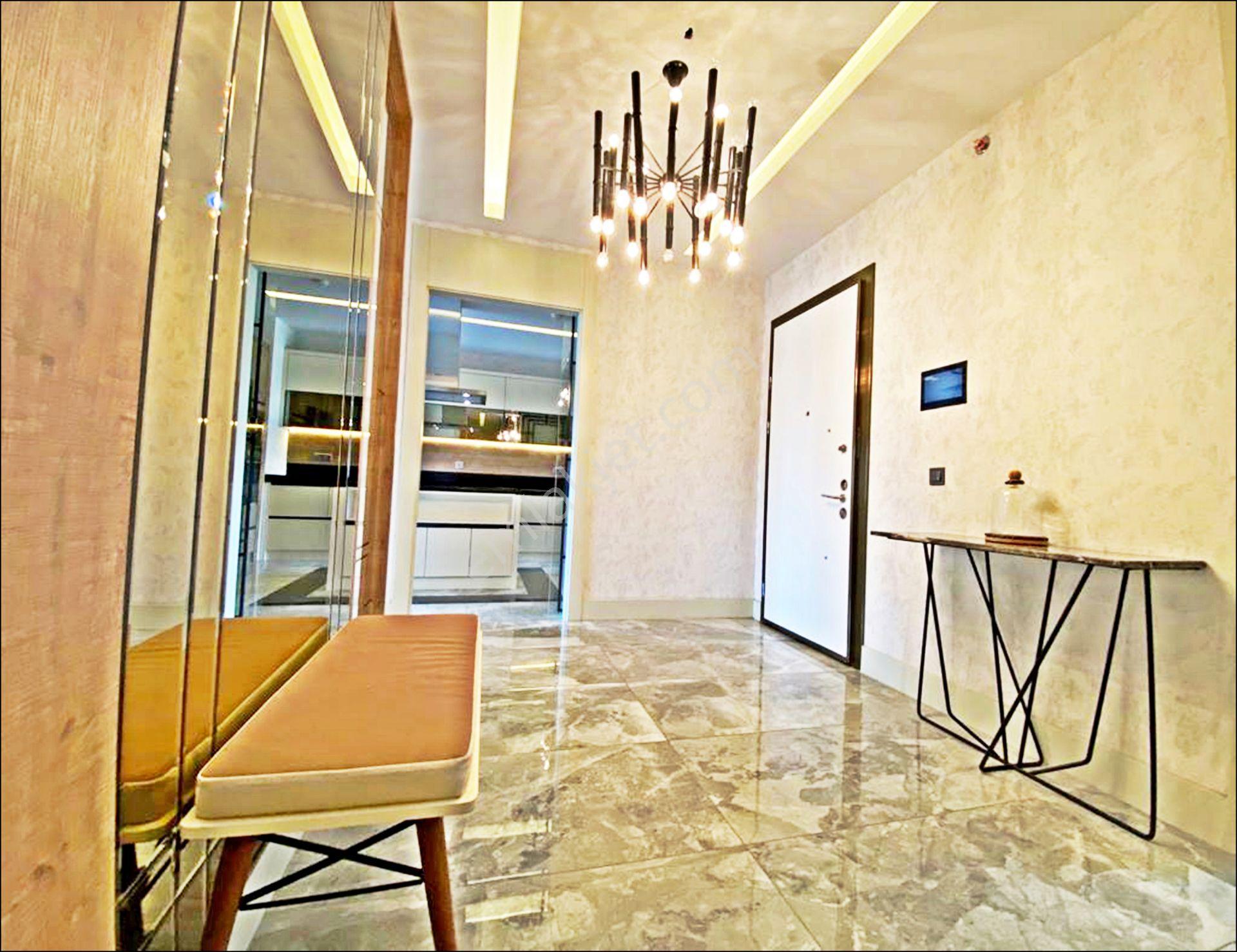 Gold Emlaktan Prestijli Bir Yaşam Güvenlikli Havuzlu Lüks Sitede Kiralık 4+1 - Görsel 24